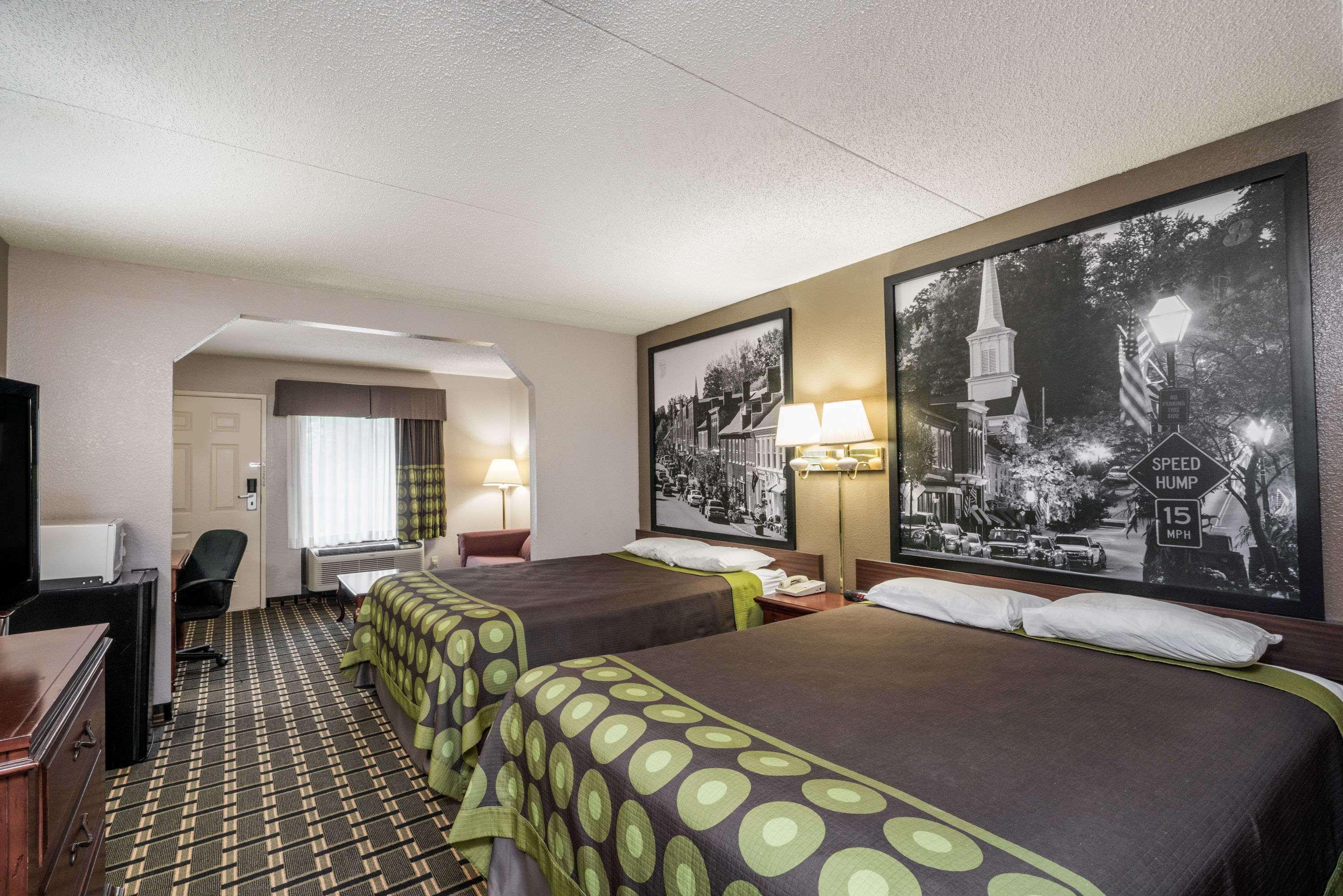 Super 8 by Wyndham Knoxville West/Farragut — photo 4