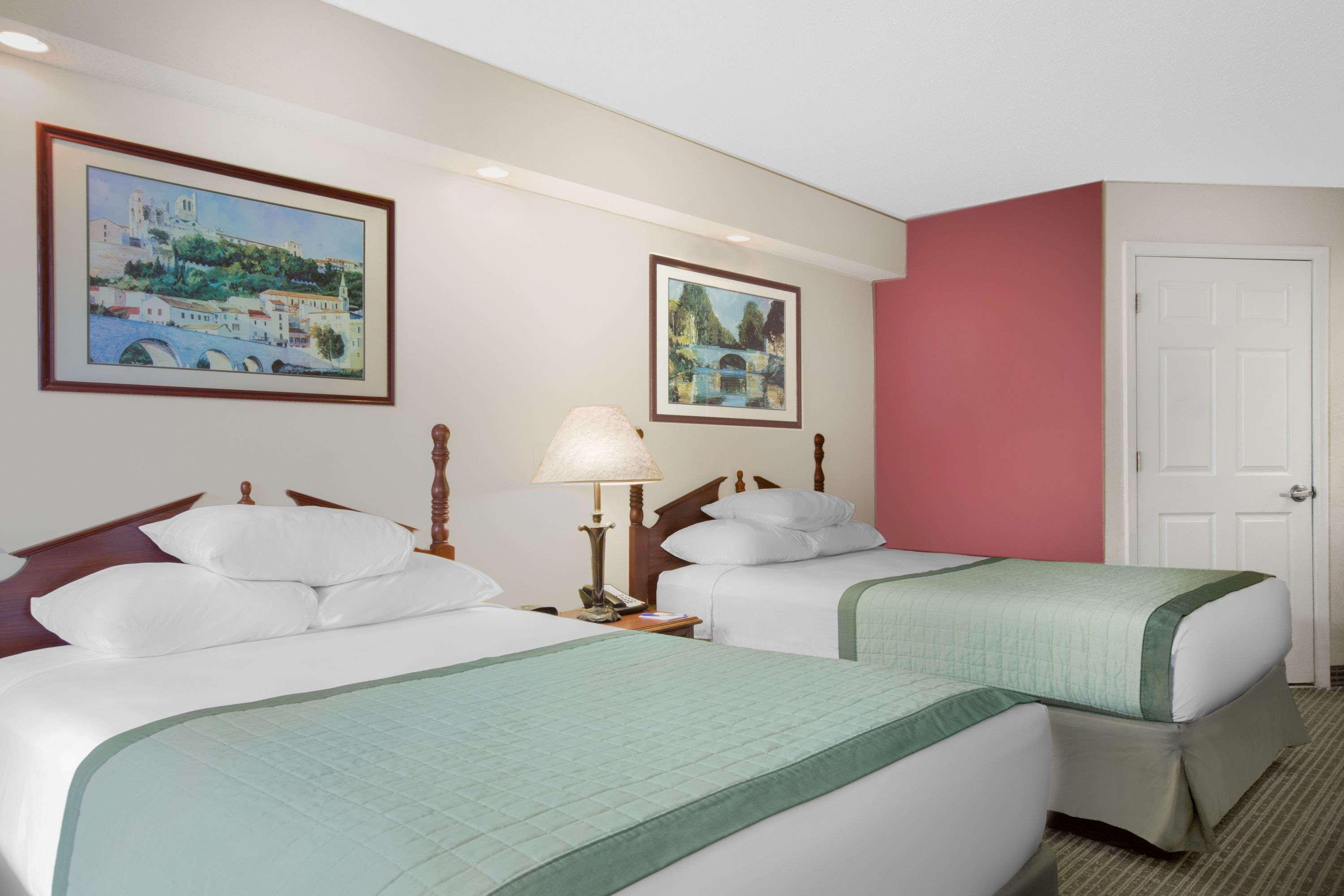 Baymont by Wyndham Tuscaloosa — photo 4