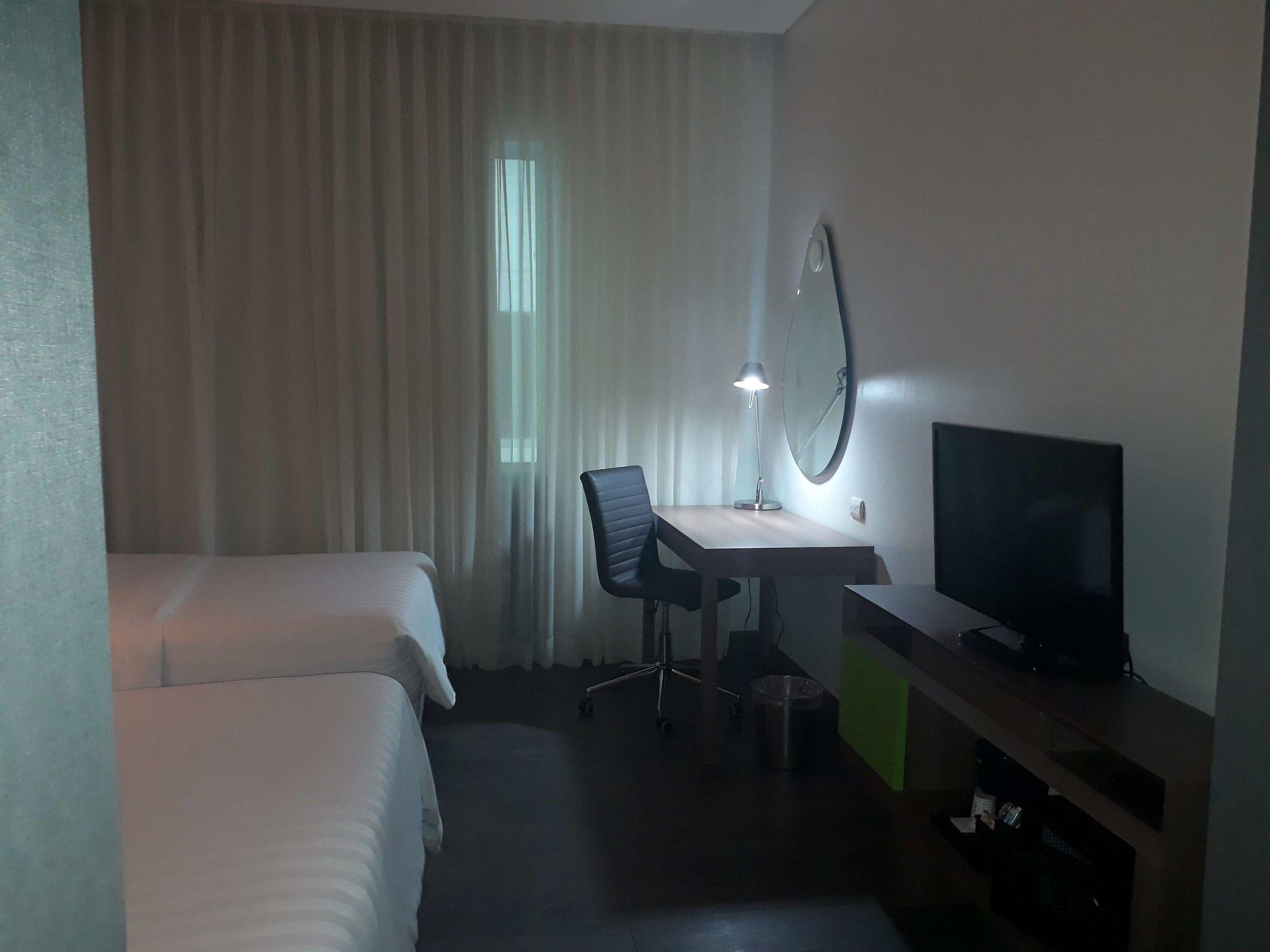 Hampton By Hilton Cartagena — photo 4