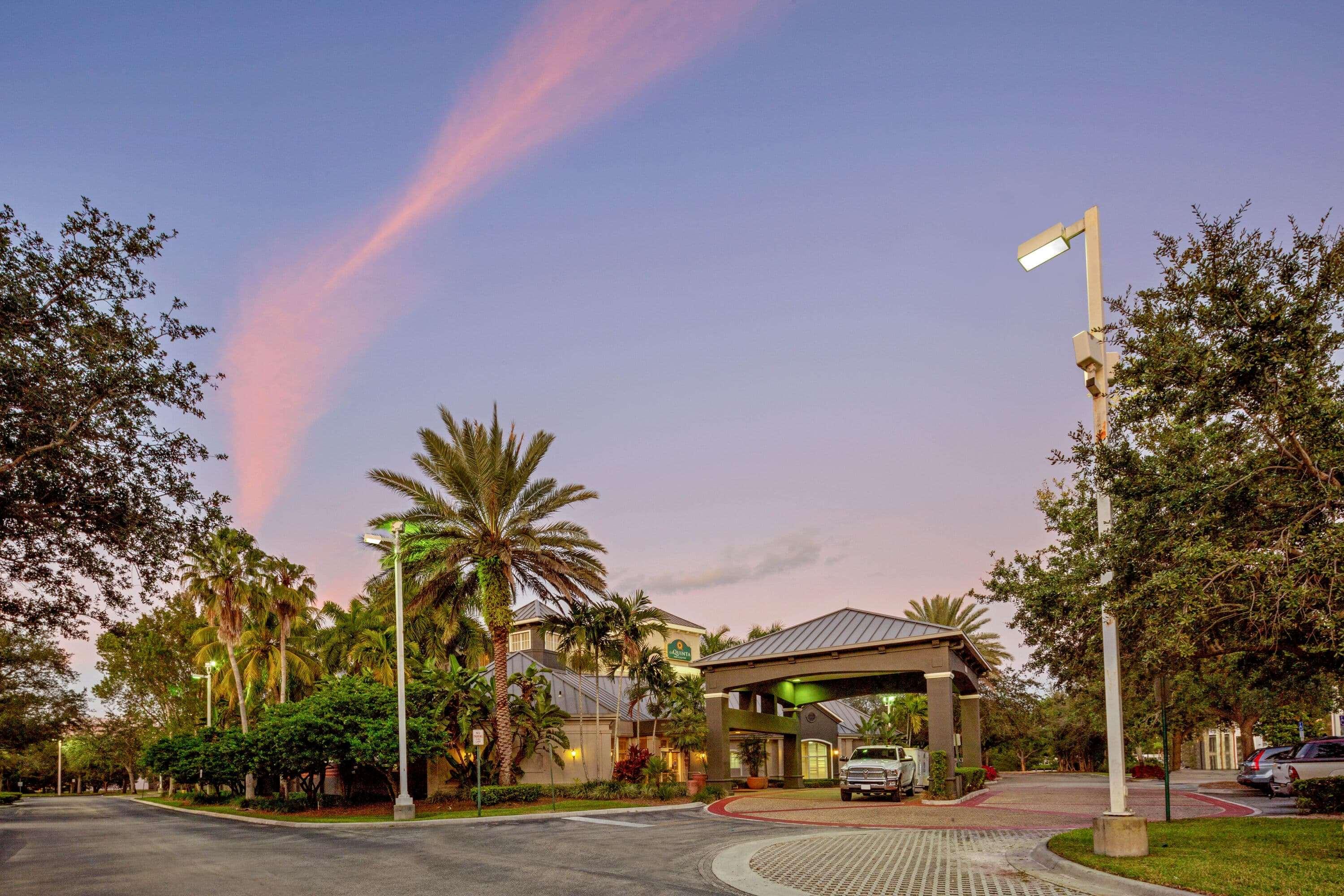 La Quinta Inn & Suites Ft. Lauderdale Plantation — photo 4