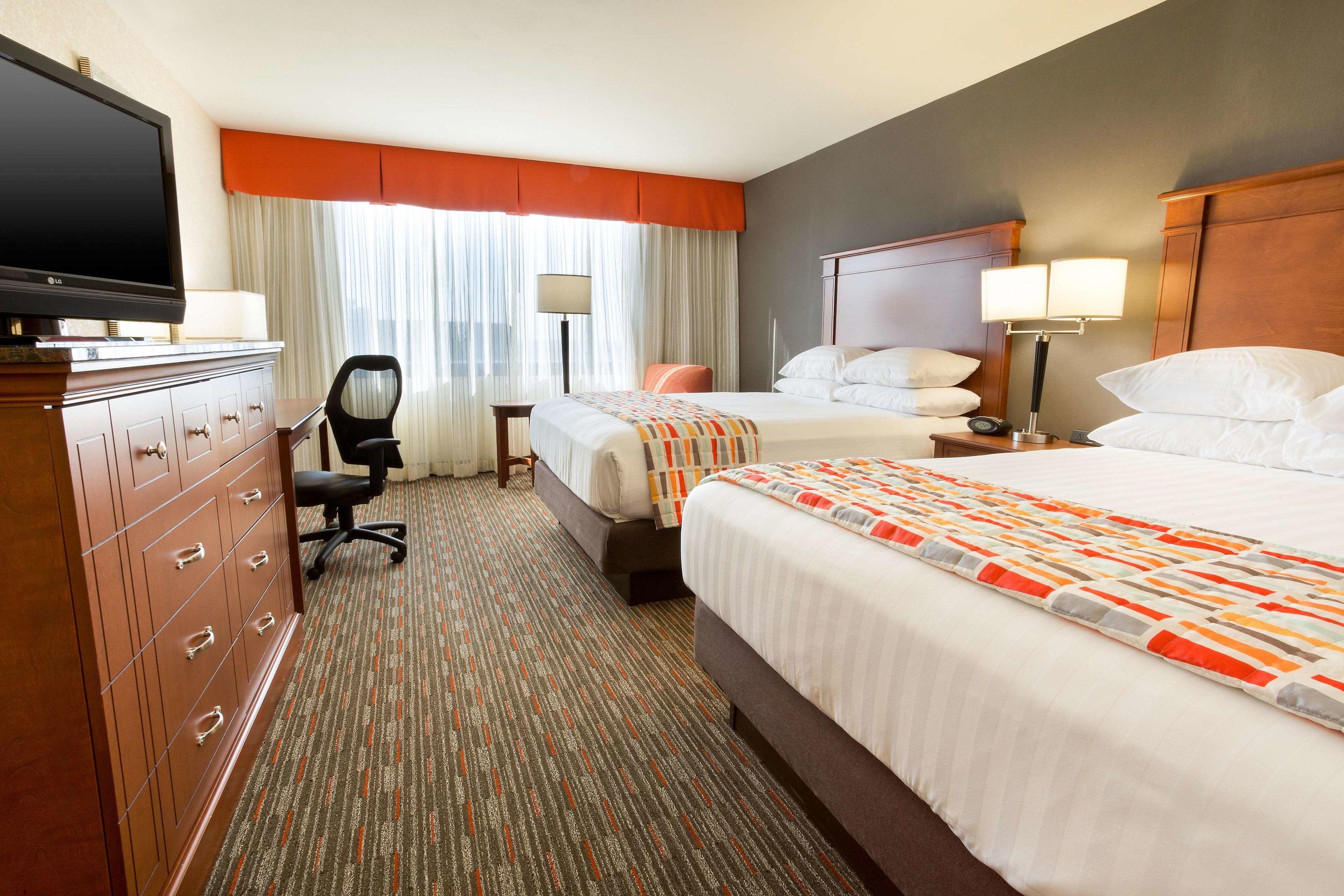 Drury Inn & Suites Creve Coeur - St. Louis — photo 5