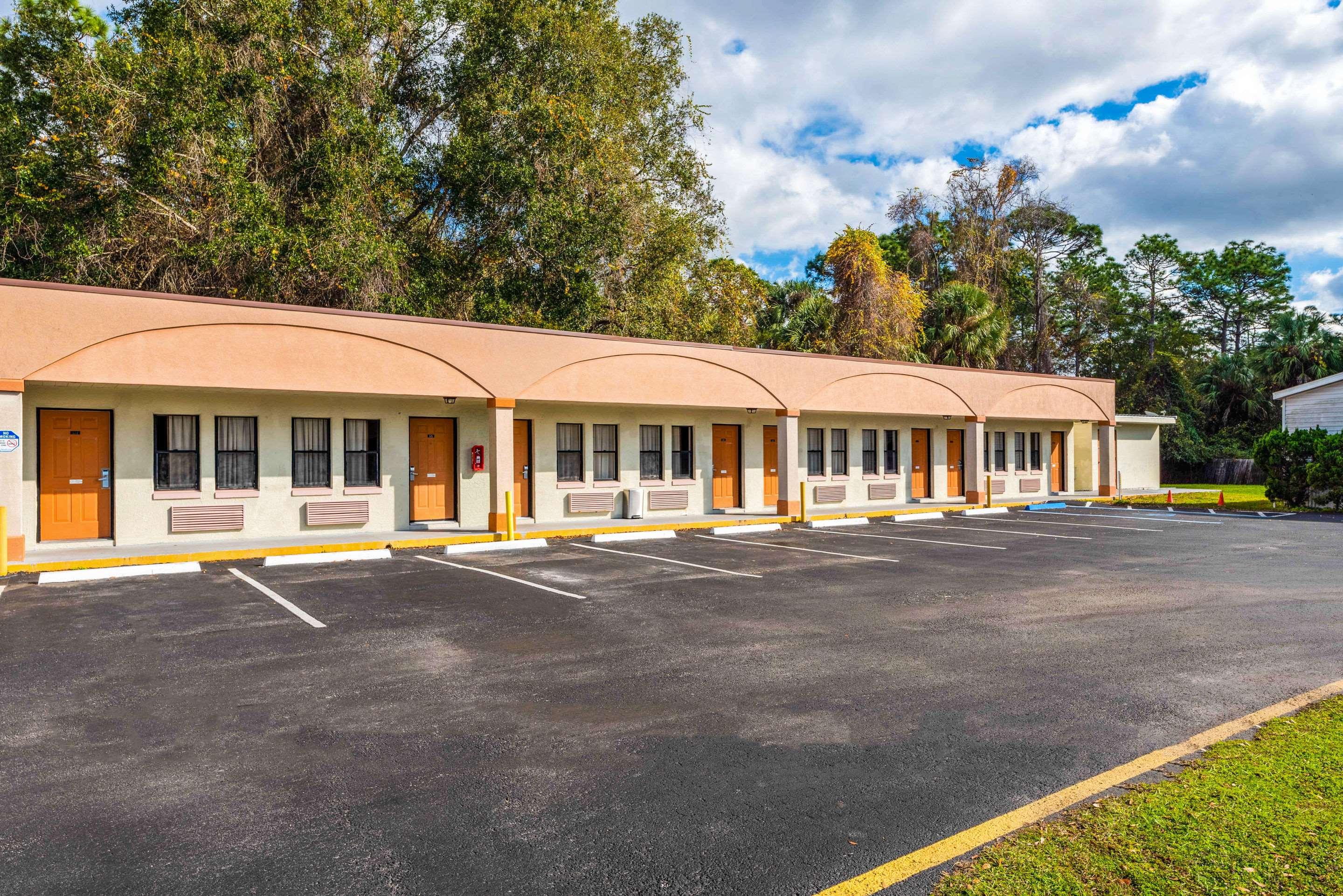 Econo Lodge — photo 4