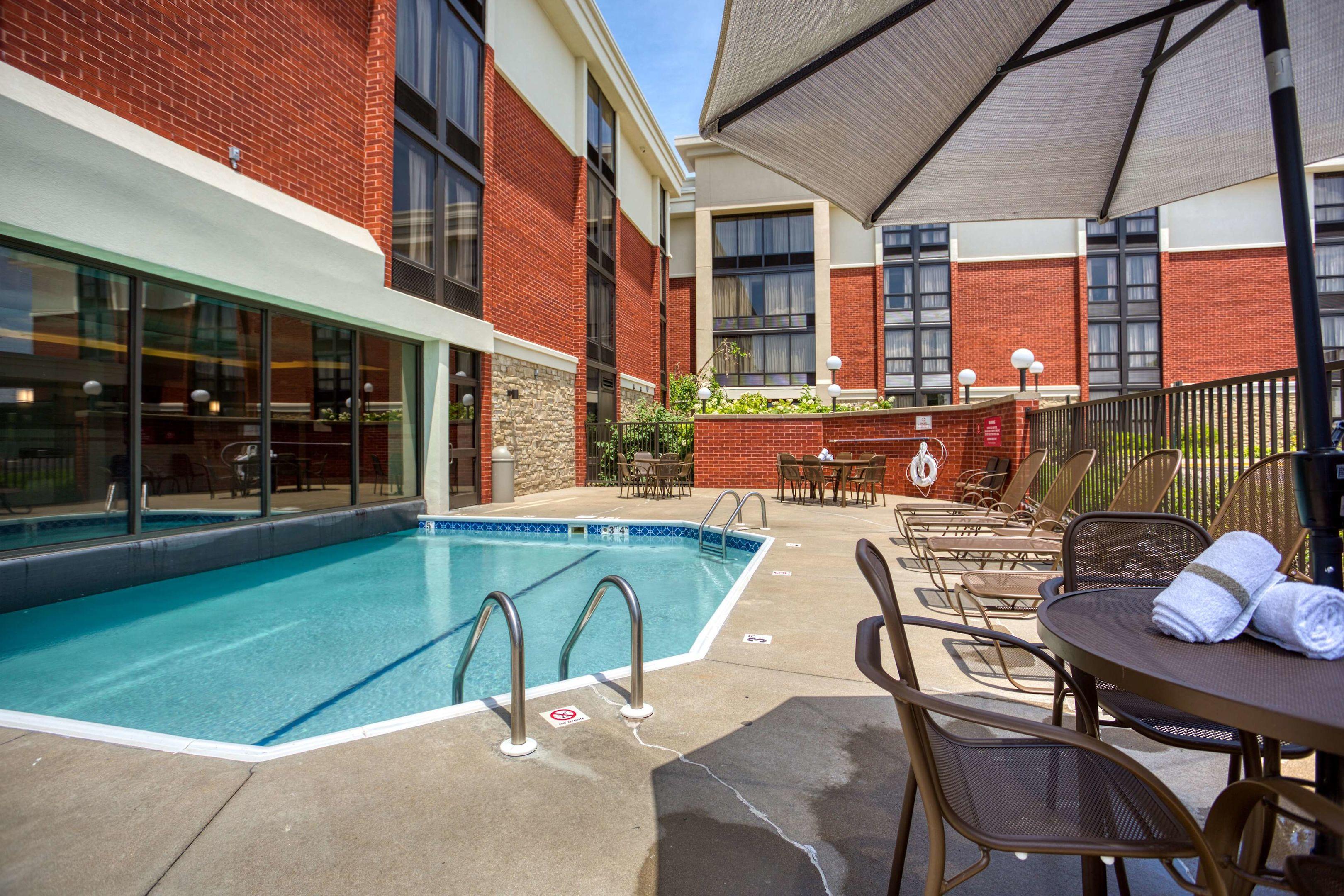 Drury Inn & Suites Fairview Heights St. Louis — photo 4