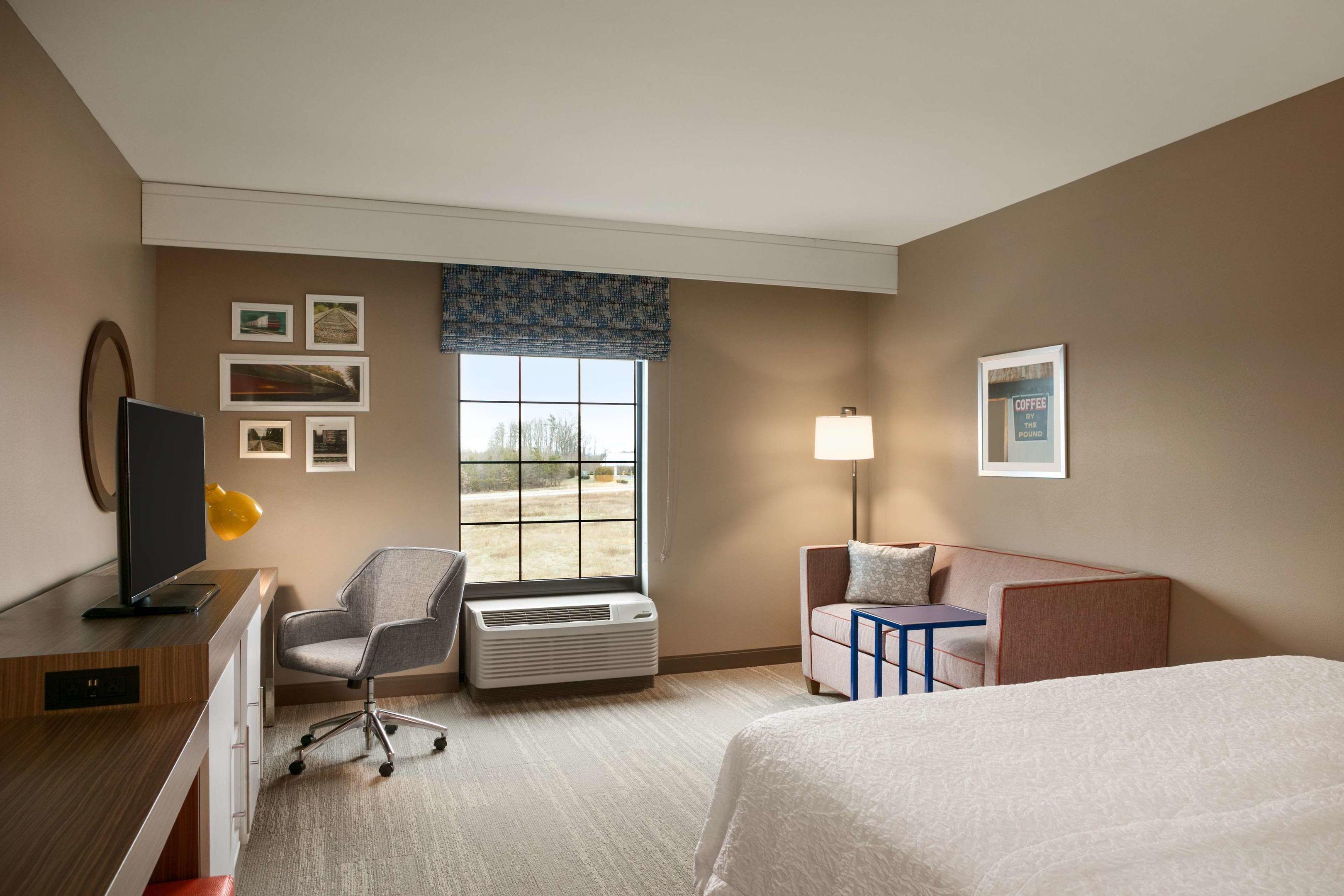 Hampton Inn Kernersville — photo 5