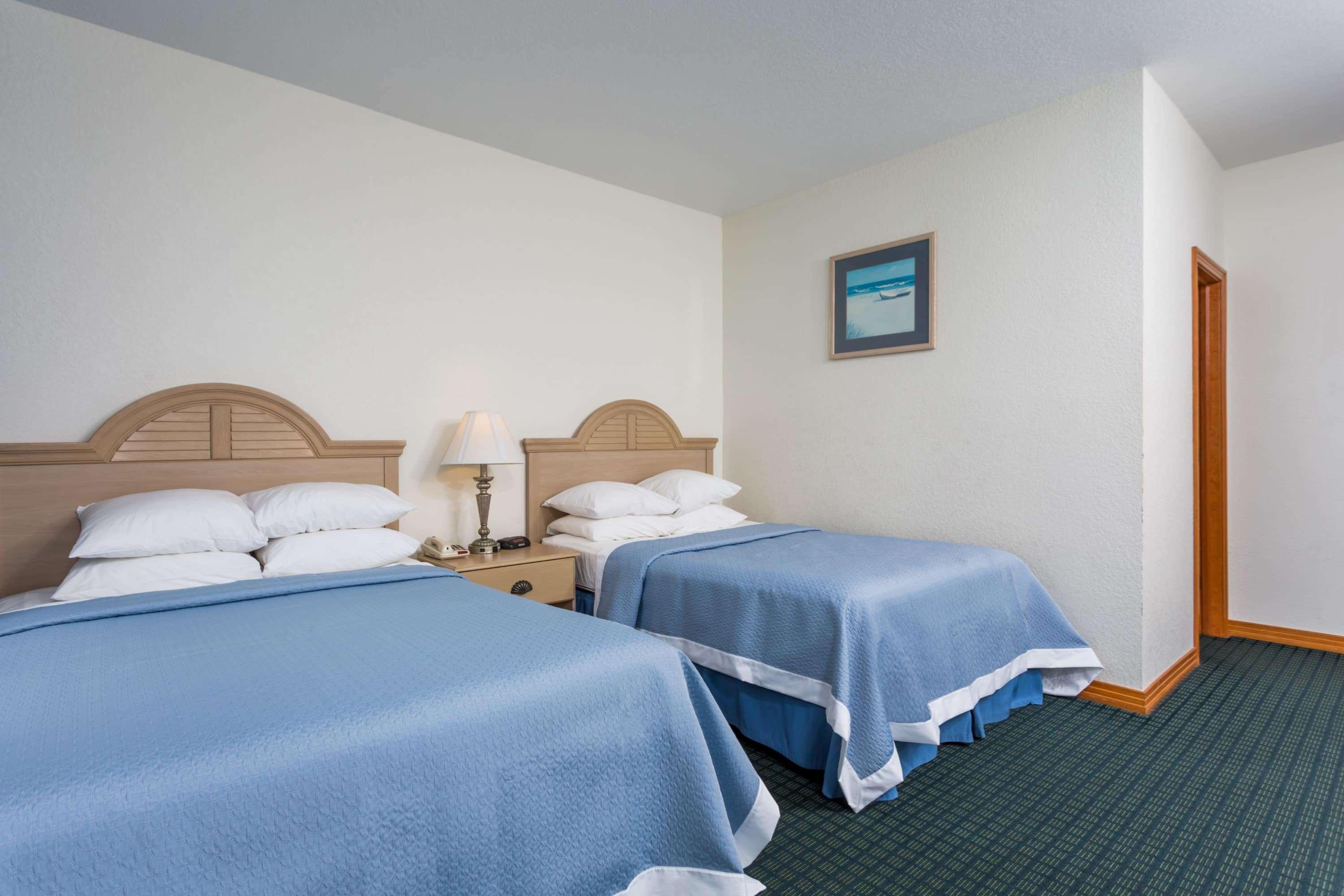 Days Inn Kill Devil Hills Oceanfront - Wilbur — photo 4