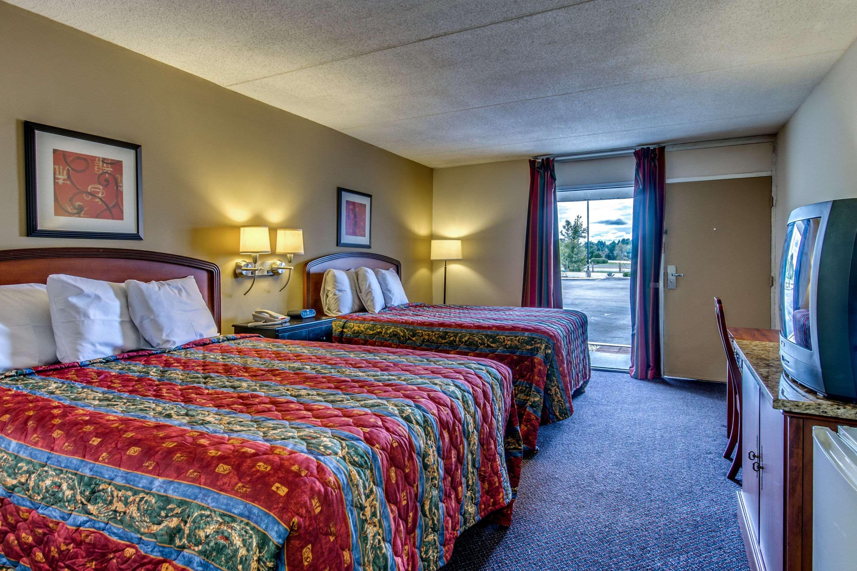 Econo Lodge — photo 5