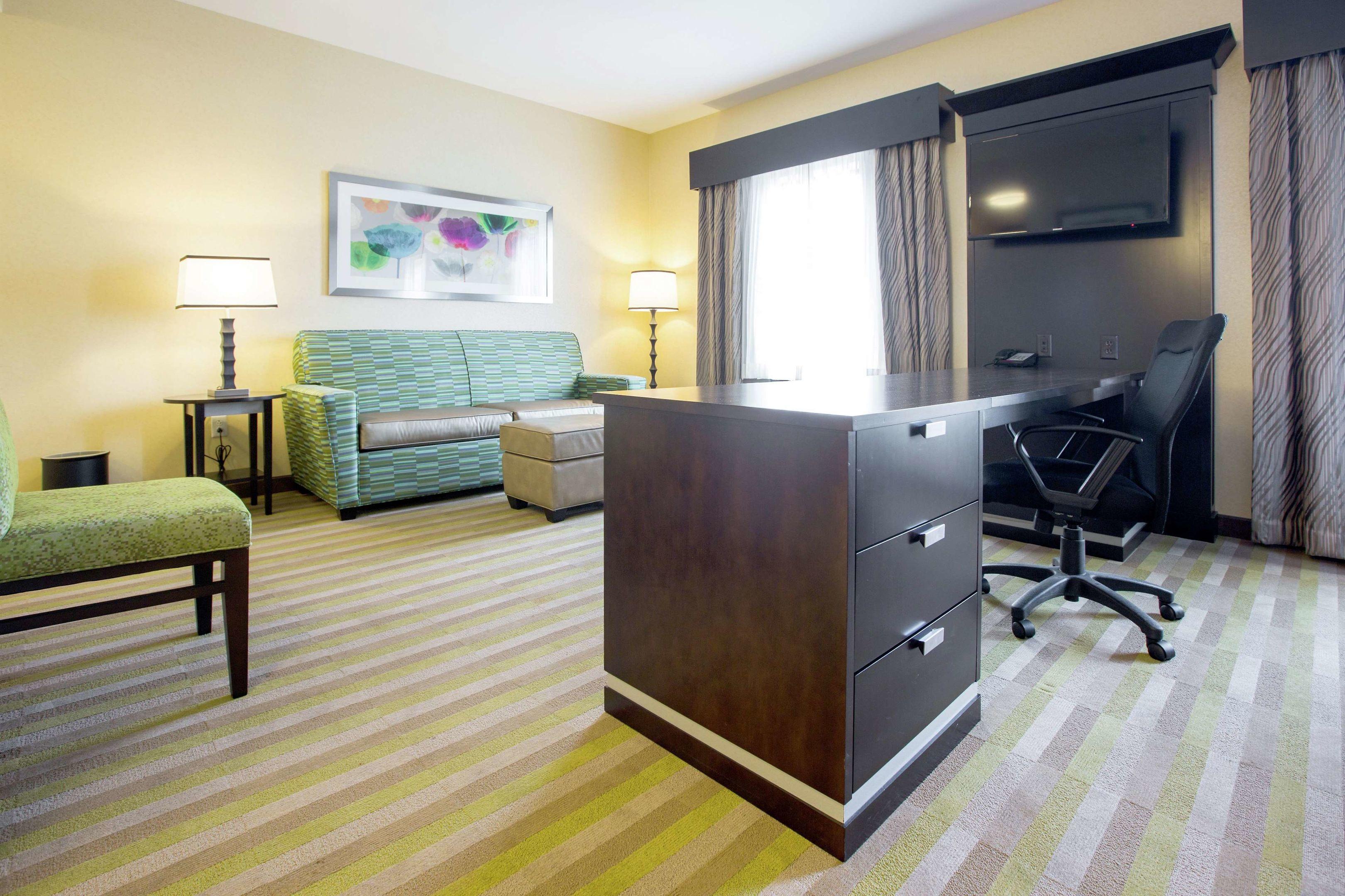 Hampton Inn & Suites Toledo Westgate — photo 5