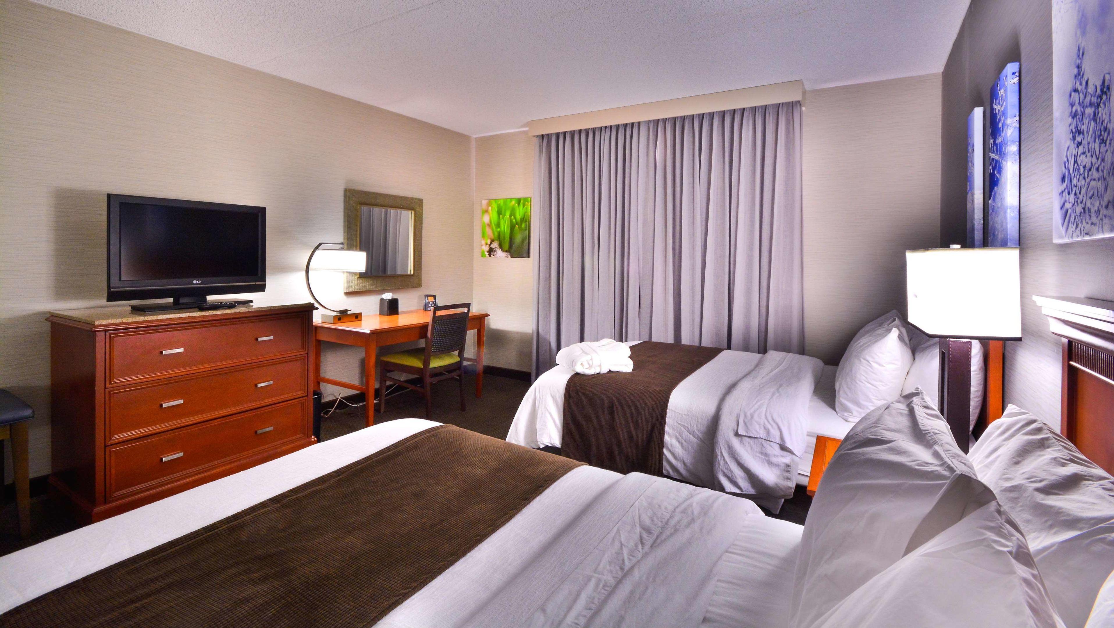 Embassy Suites by Hilton Denver Stapleton — photo 5