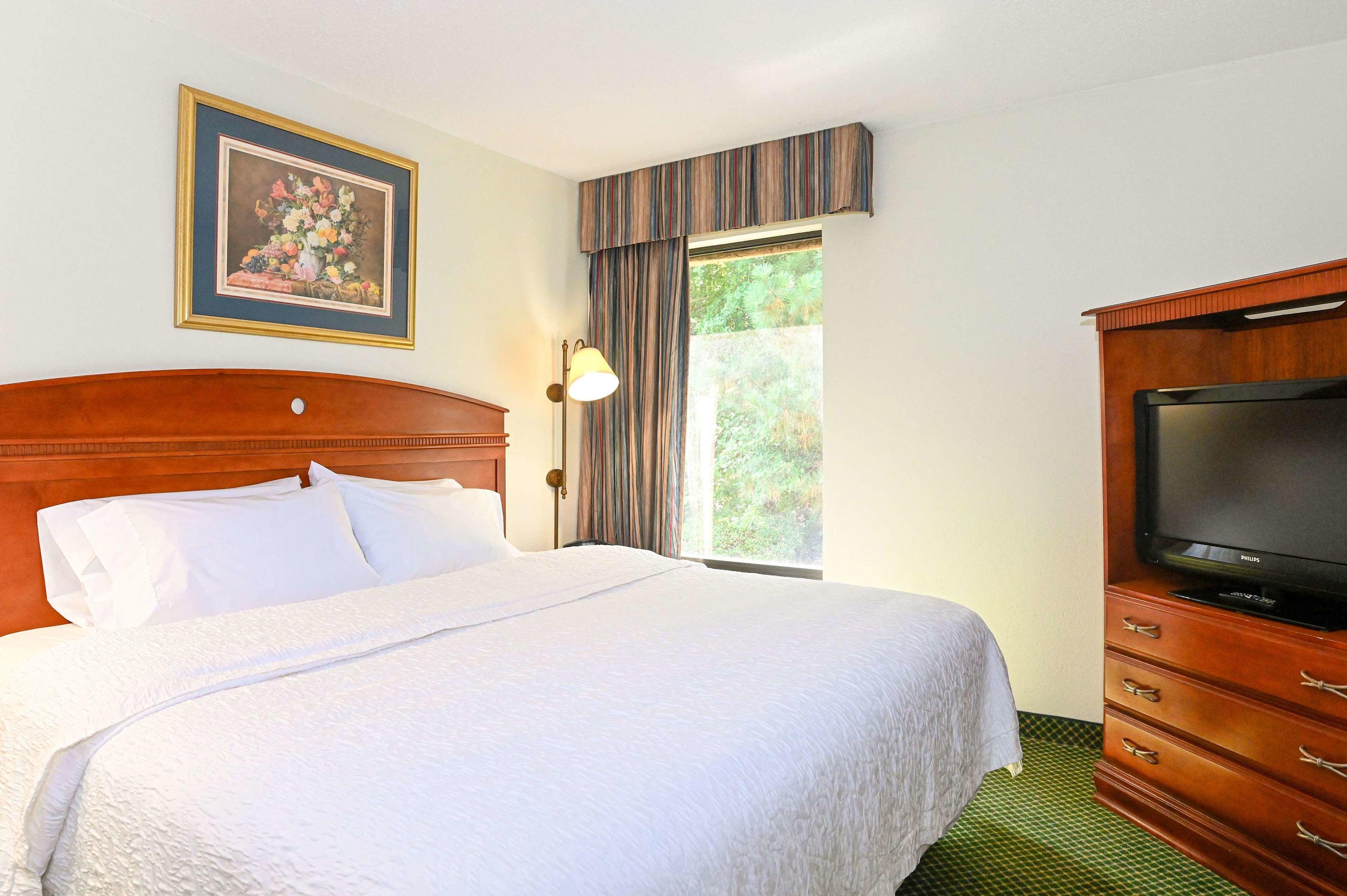 Hampton Inn Chester — photo 5