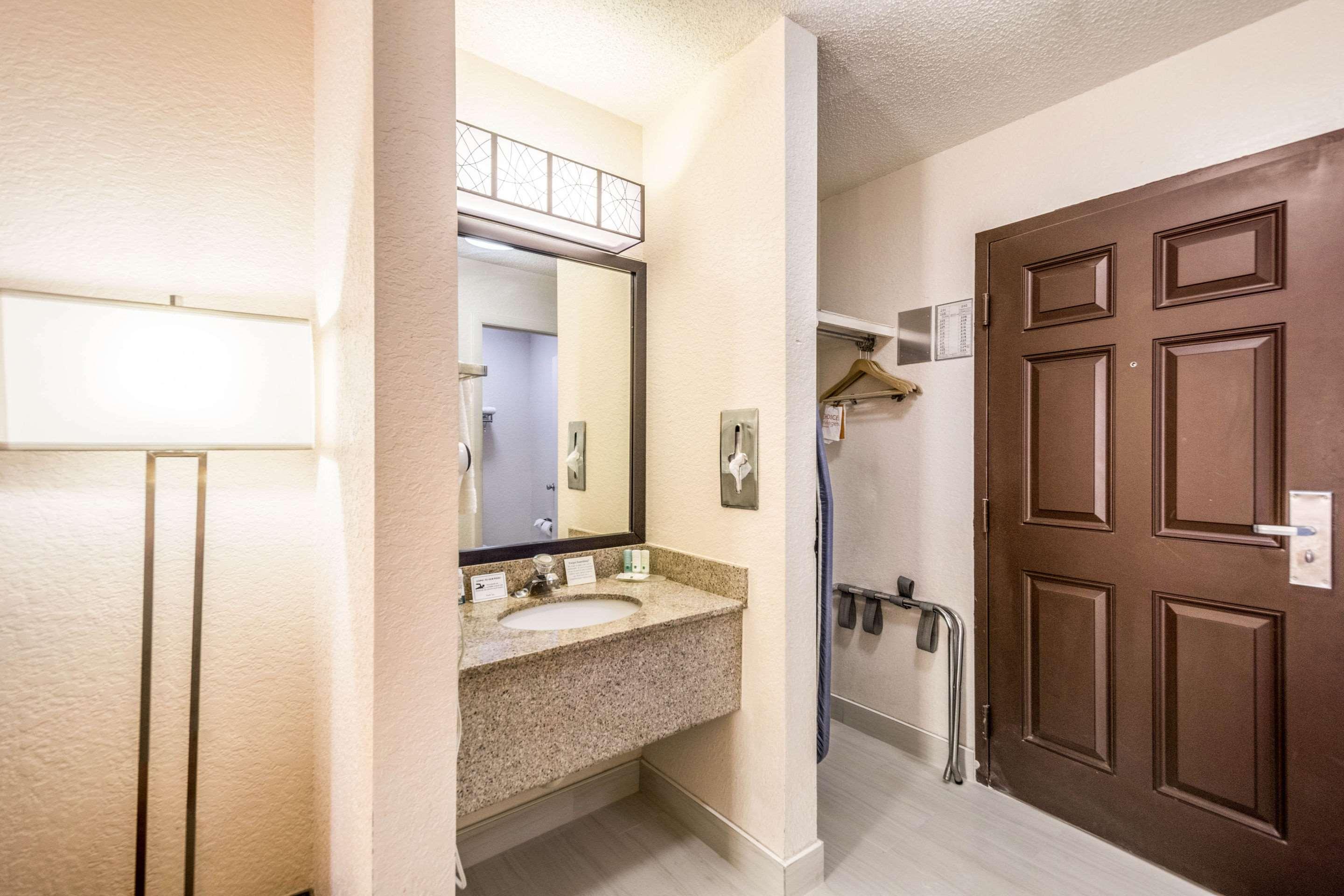 Quality Inn — photo 5