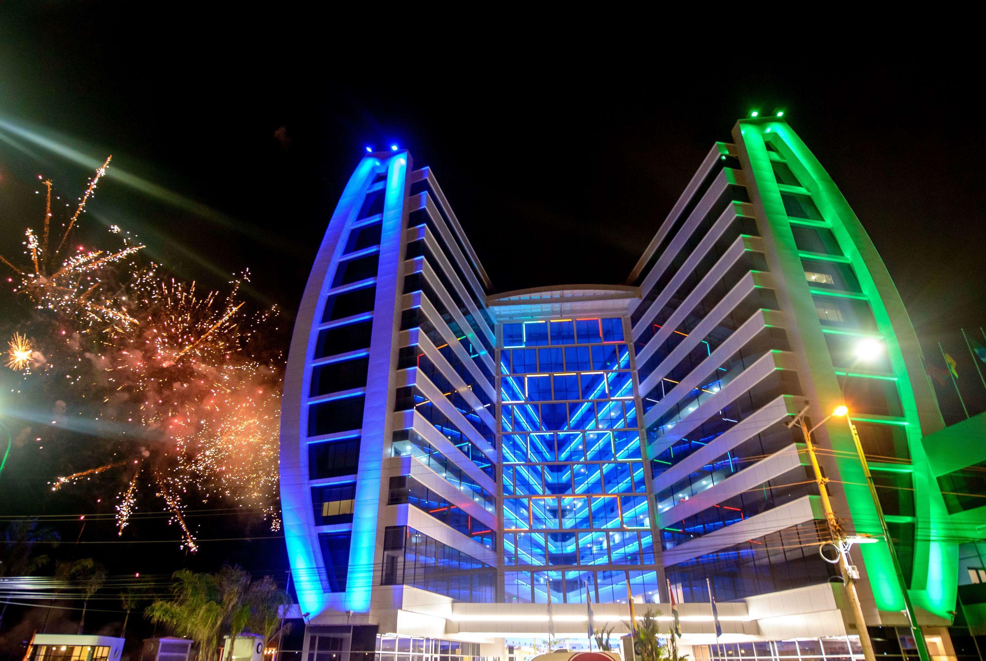 Wyndham Manta Sail Plaza Hotel and Convention Center — photo 4