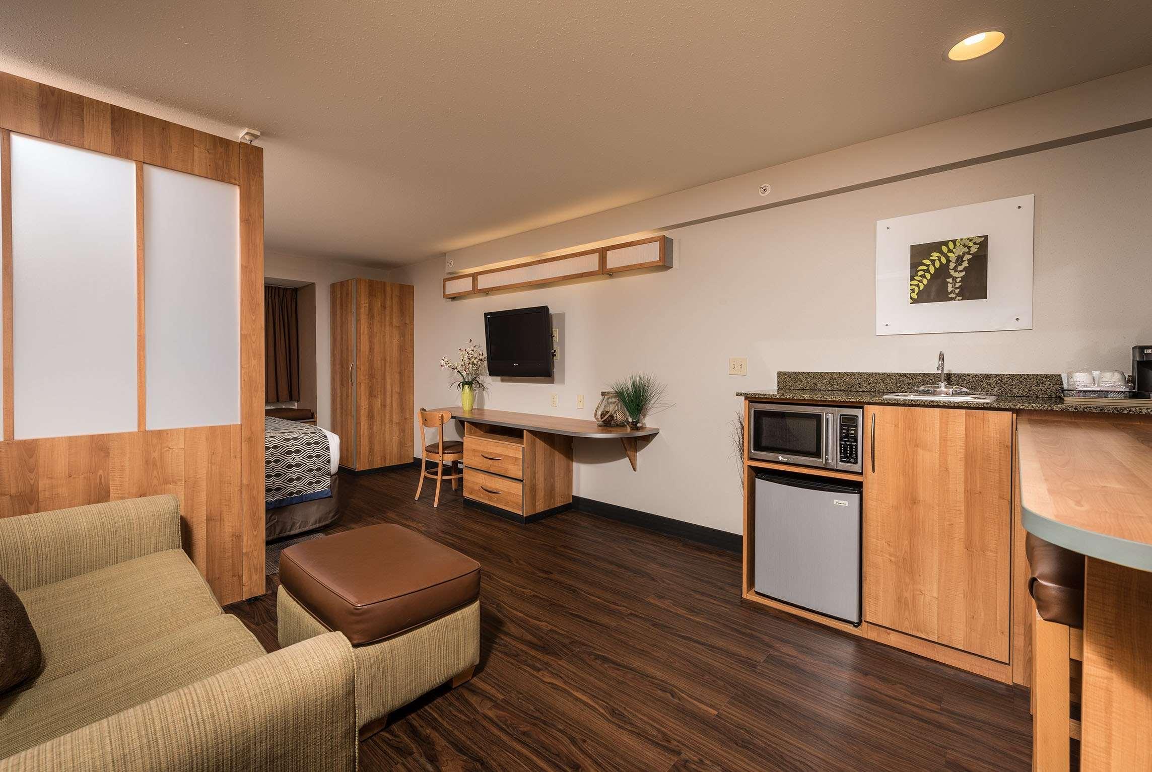 Microtel Inn & Suites by Wyndham York — photo 4