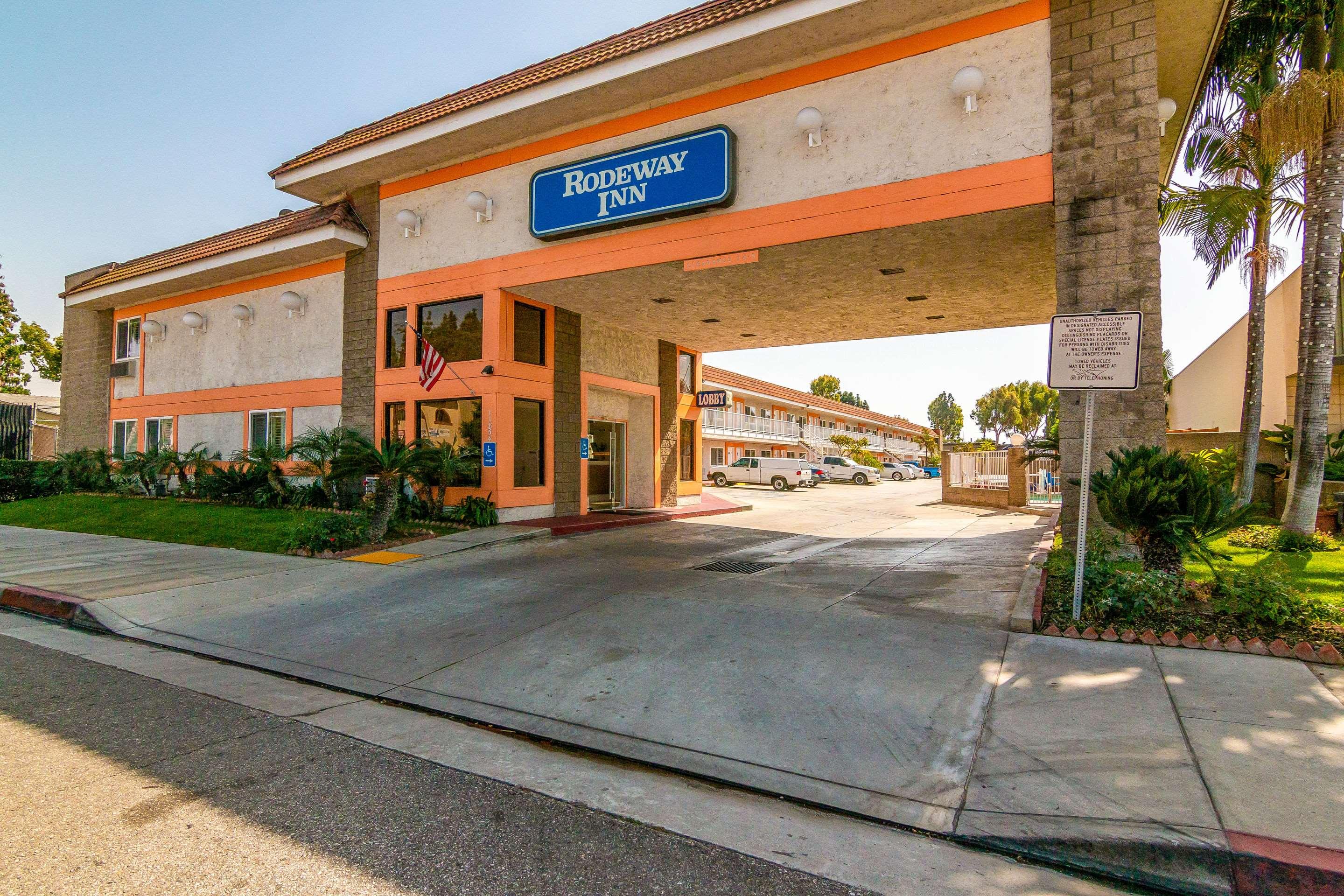 Rodeway Inn Artesia — photo 4