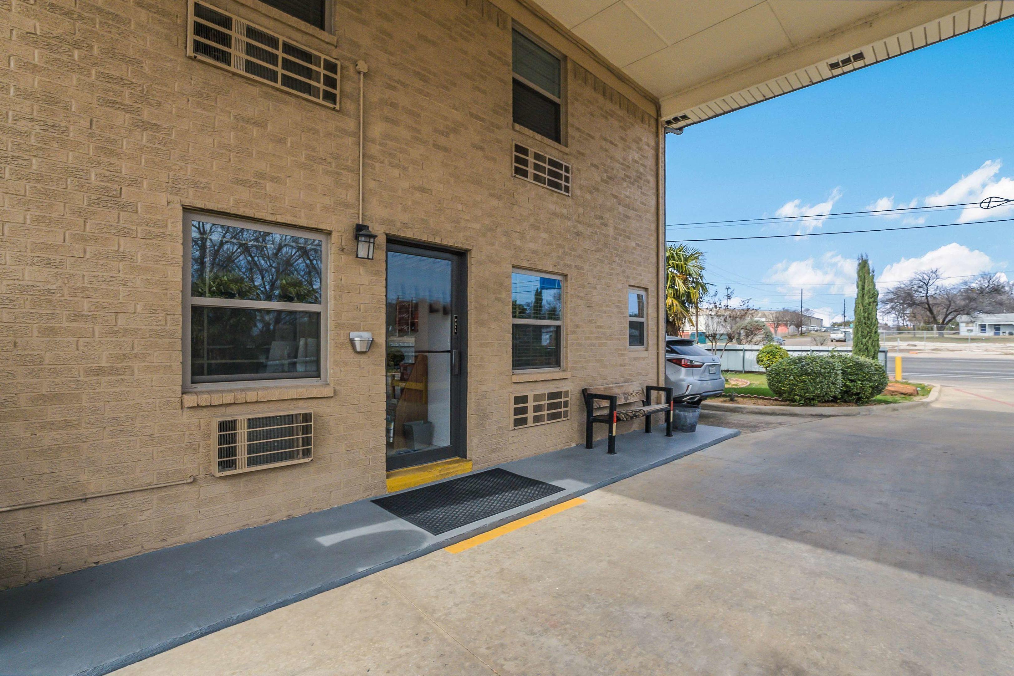 Motel 6 Dallas — photo 4