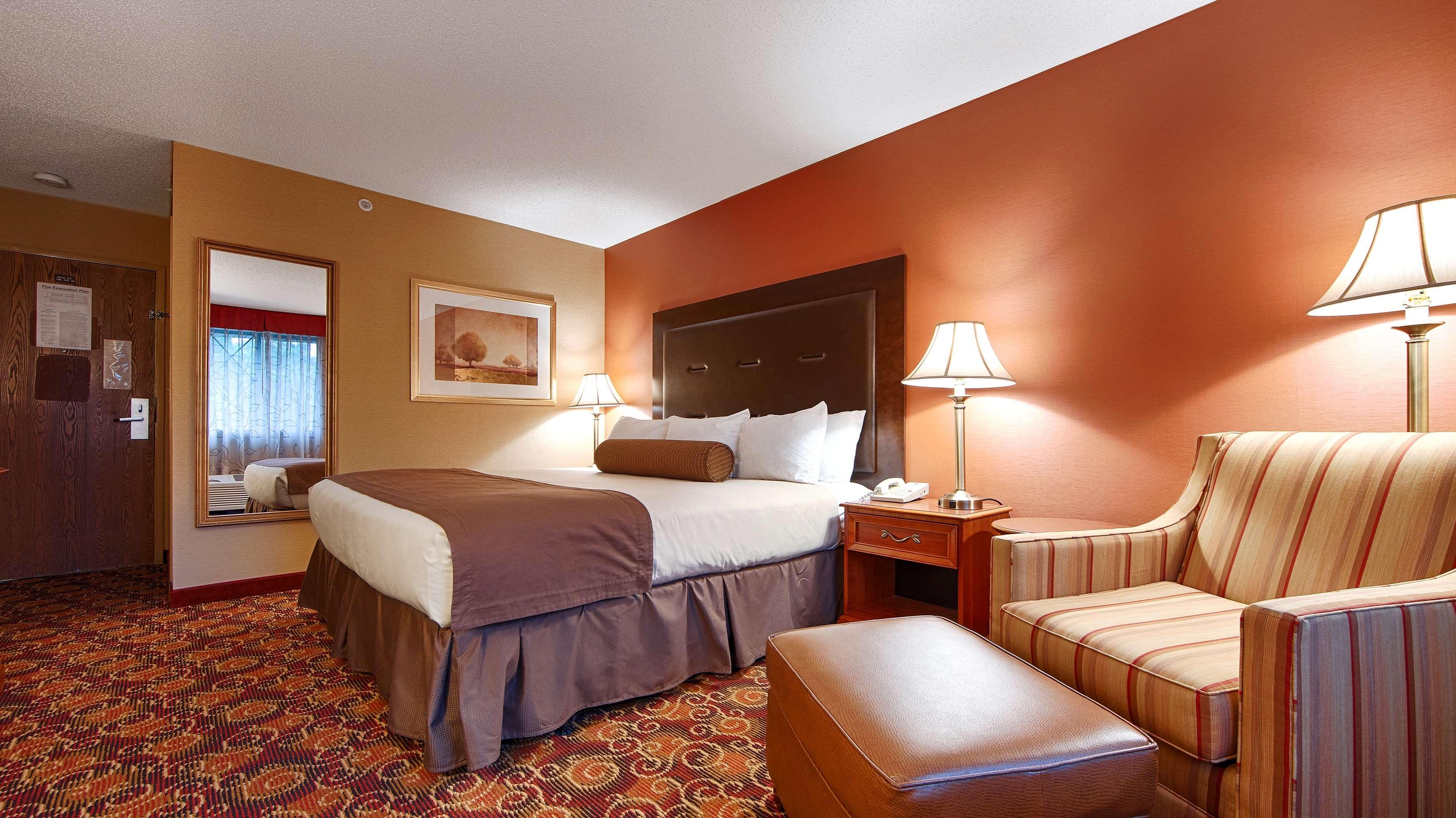 Best Western Plus The Inn at Sharon/Foxboro — photo 3