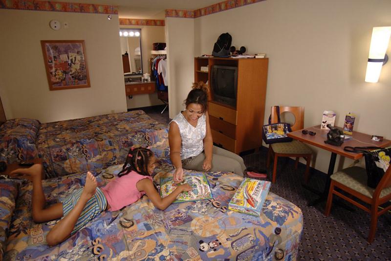 Disney's Pop Century Resort — photo 4