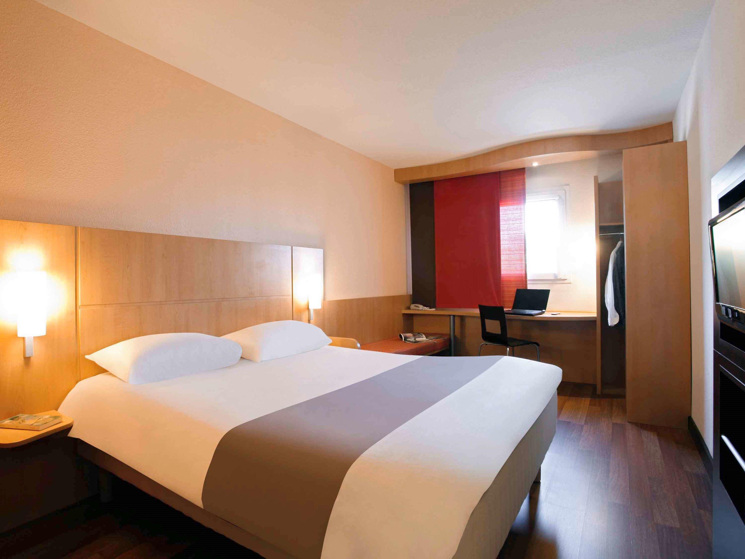 Hotel ibis Manosque Cadarache — photo 5