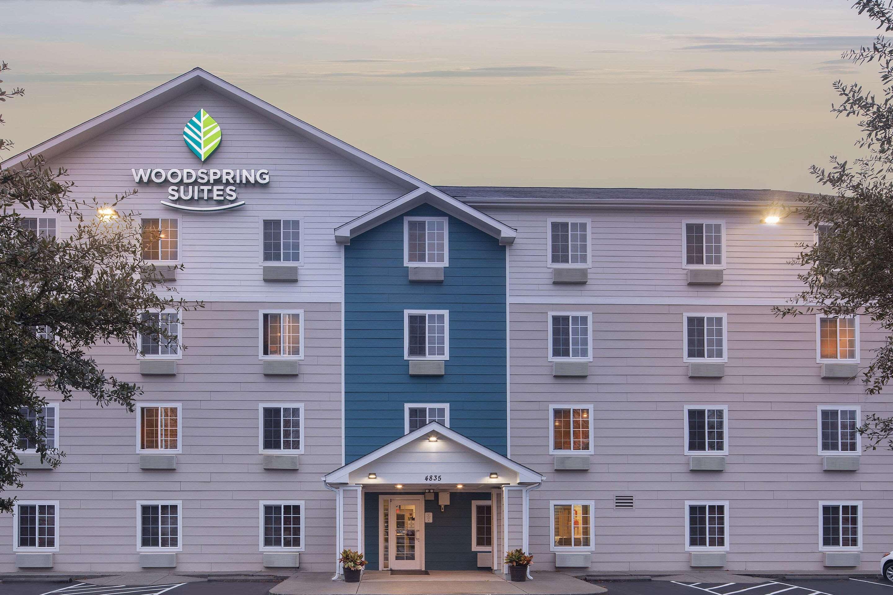WoodSpring Suites Charleston Airport — photo 3