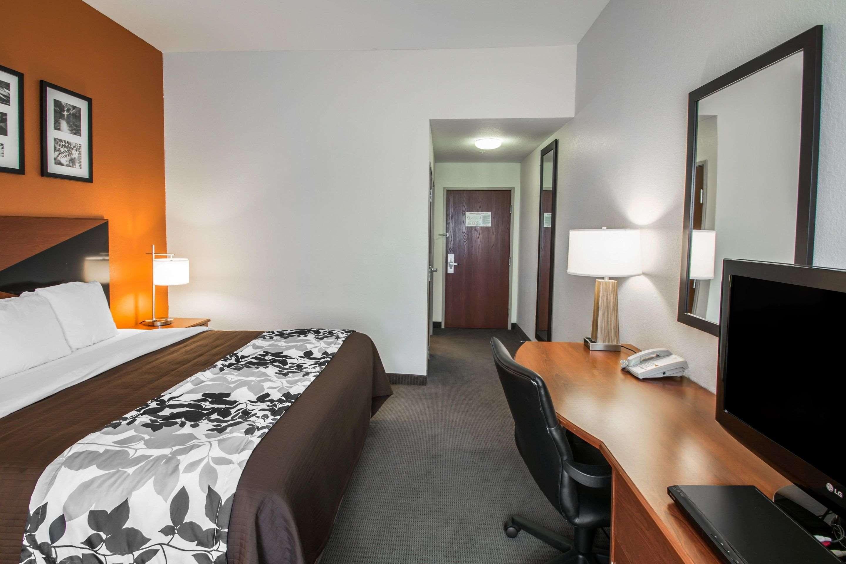 Sleep Inn & Suites Palatka North — photo 5