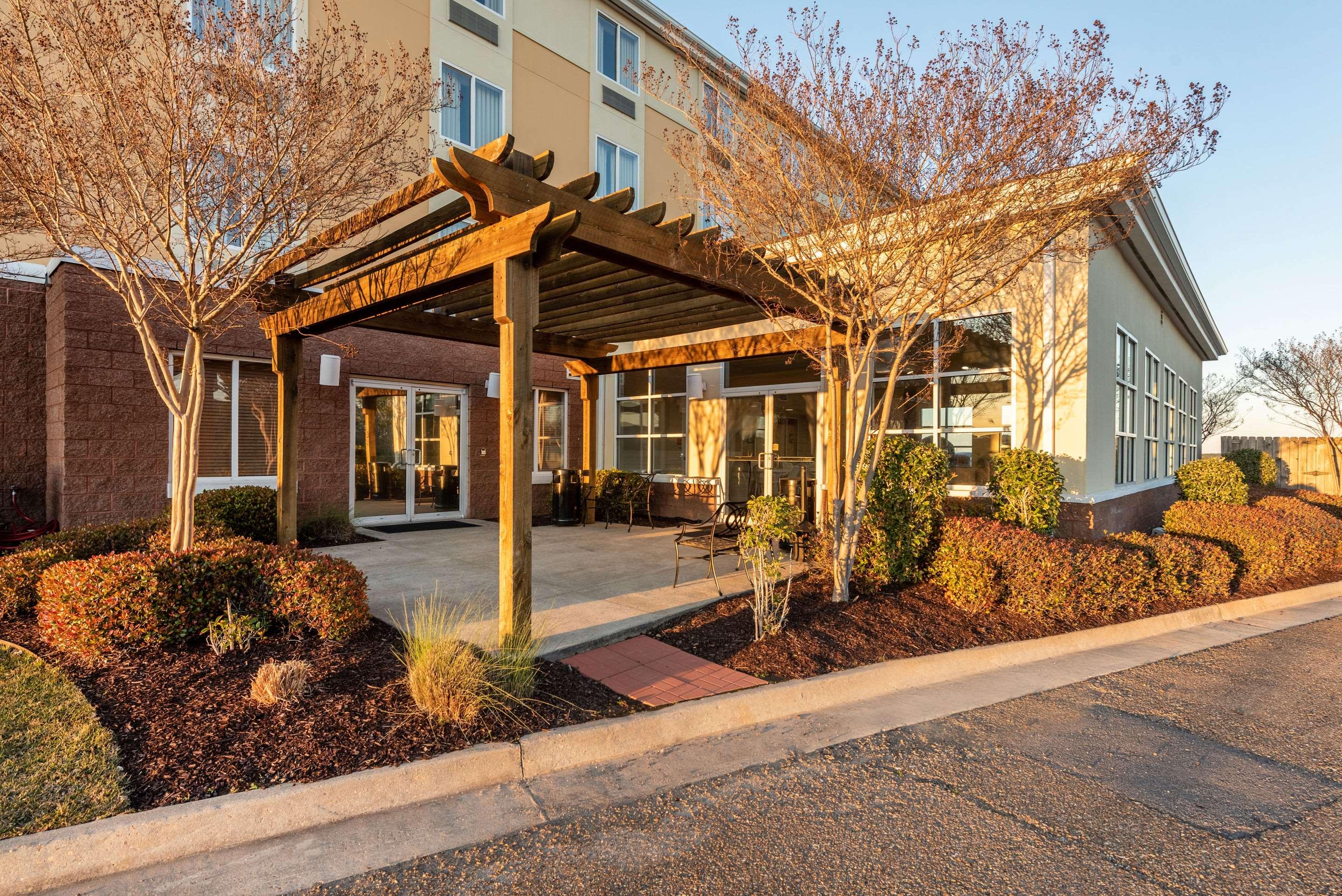 Sleep Inn & Suites University — photo 3