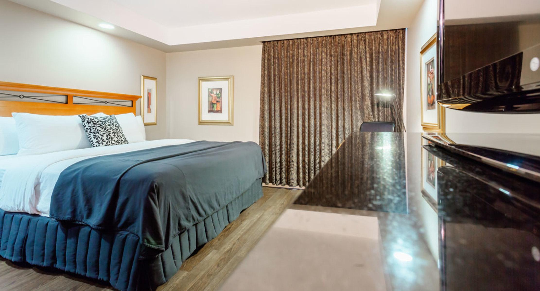 Royal Hotel Calgary, Trademark Collection by Wyndham — photo 5