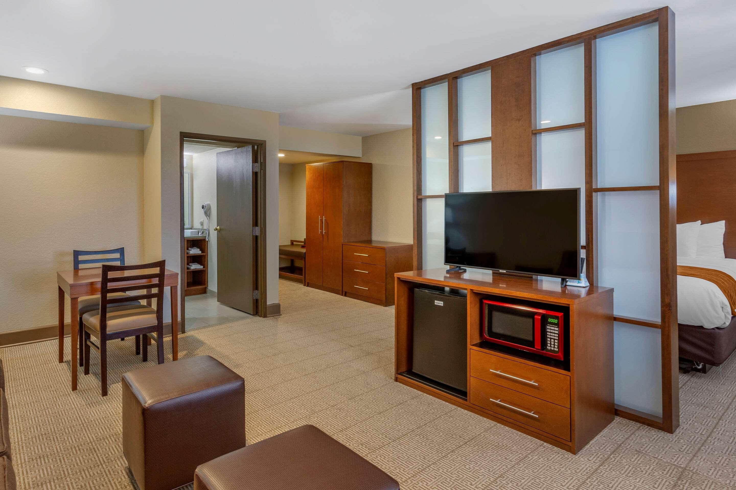 Comfort Inn Layton — photo 5