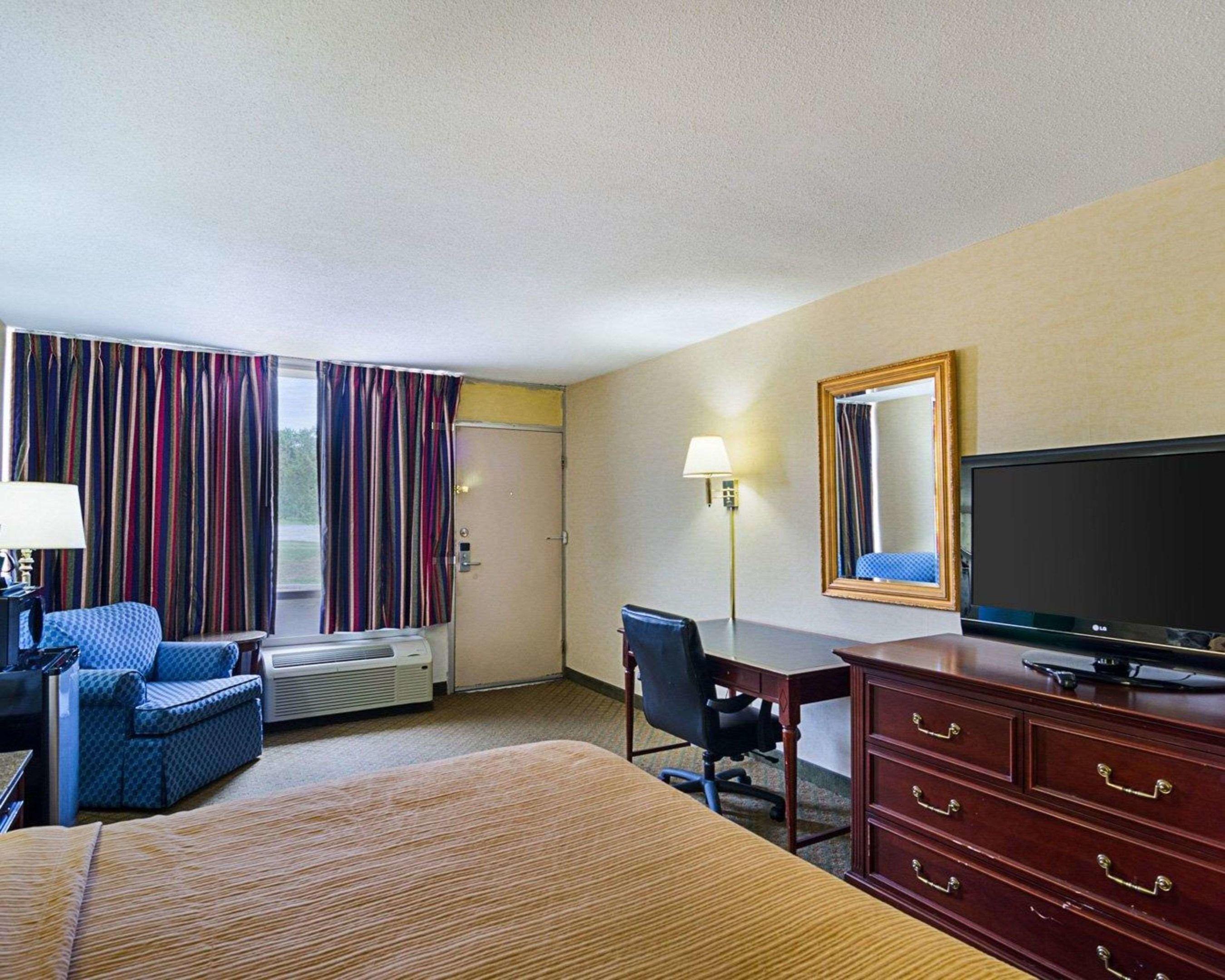 Quality Inn Shenandoah Valley — photo 5