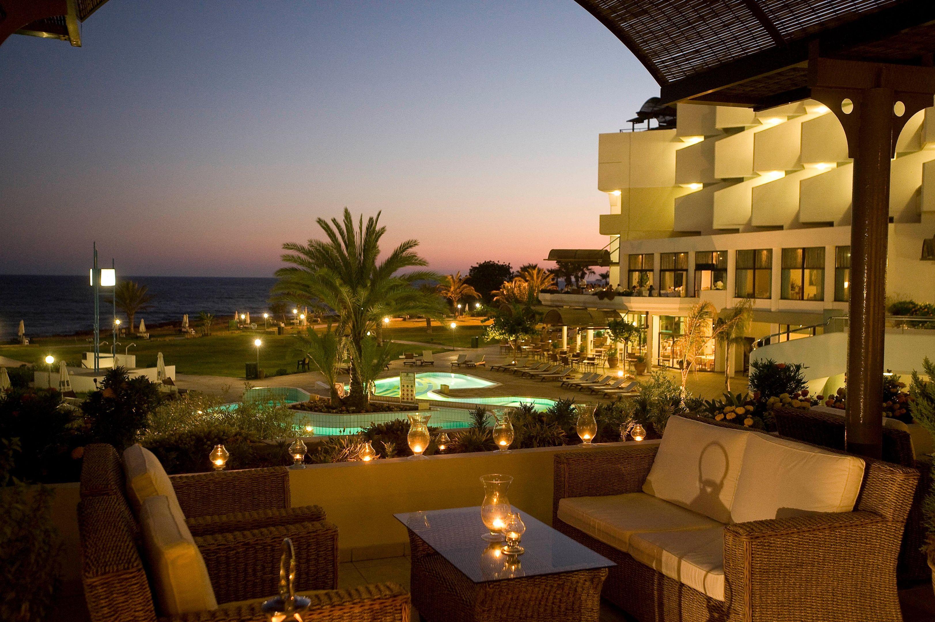 Constantinou Bros Athena Royal Beach Hotel — photo 5