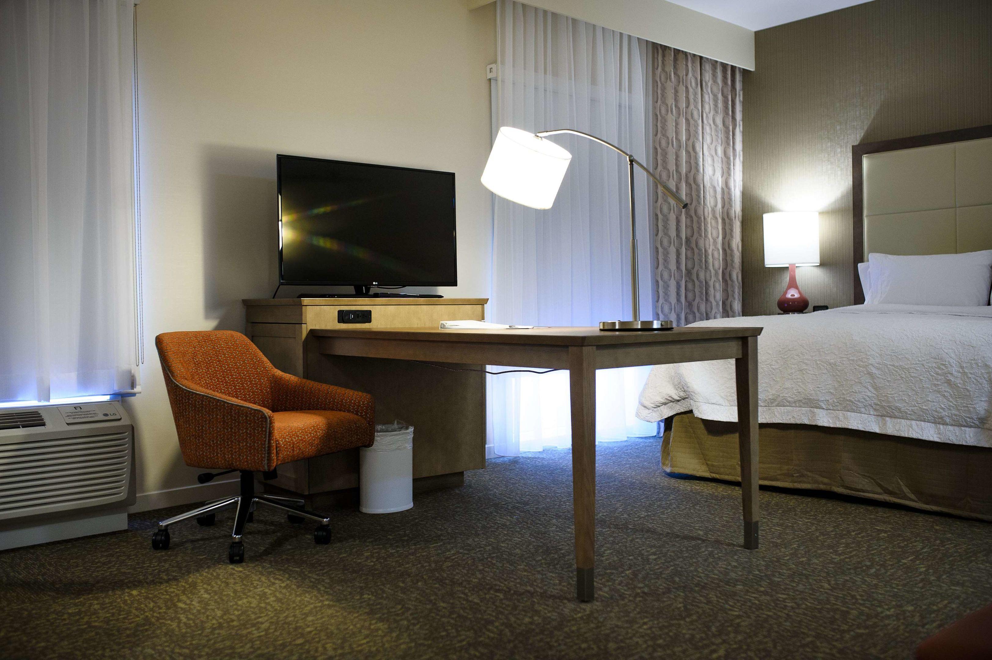 Hampton Inn & Suites by Hilton Truro — photo 4