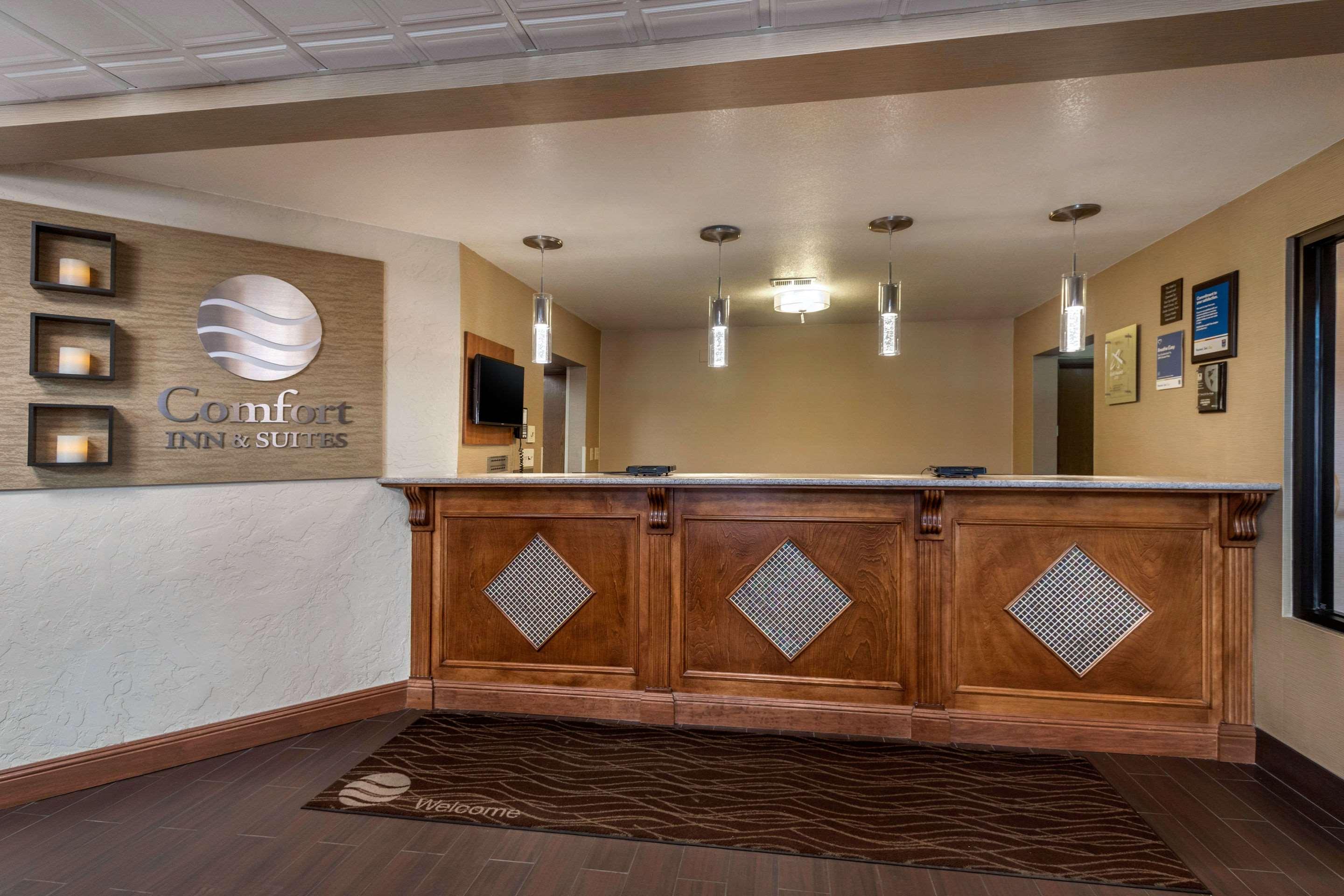 Comfort Inn & Suites Springfield I-44 — photo 4