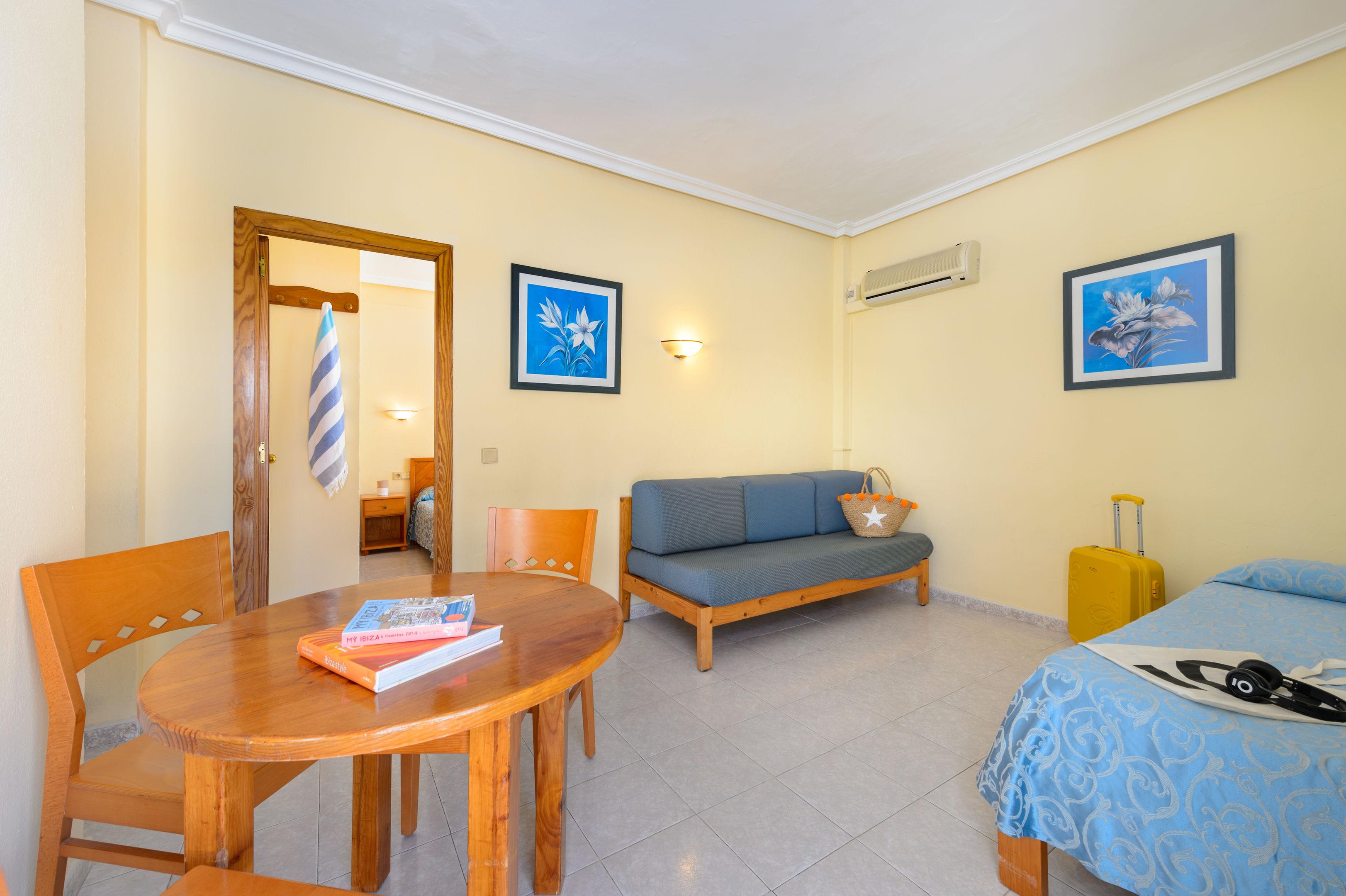Aparthotel Lux Mar — photo 4