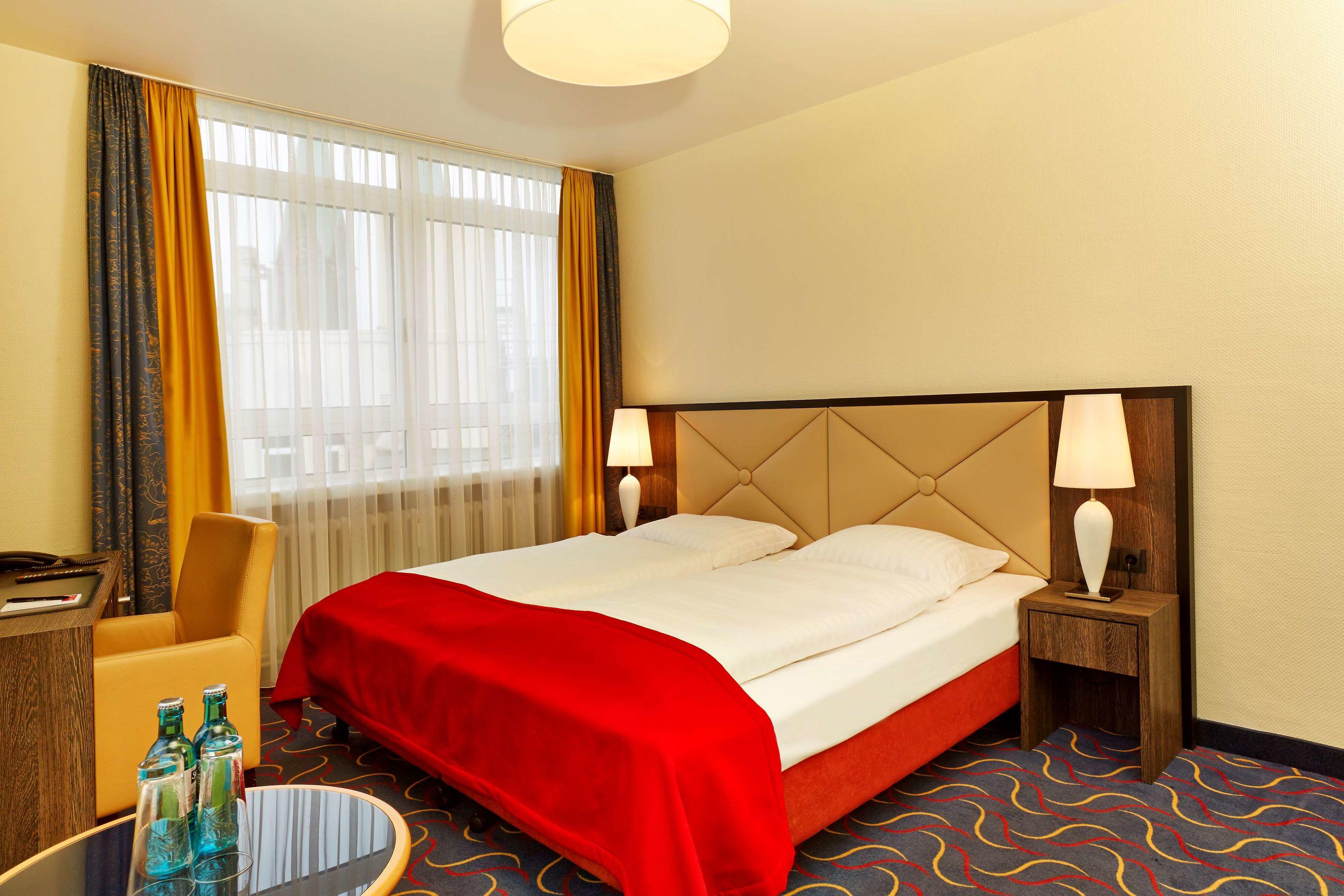 H+ Hotel Bremen — photo 4