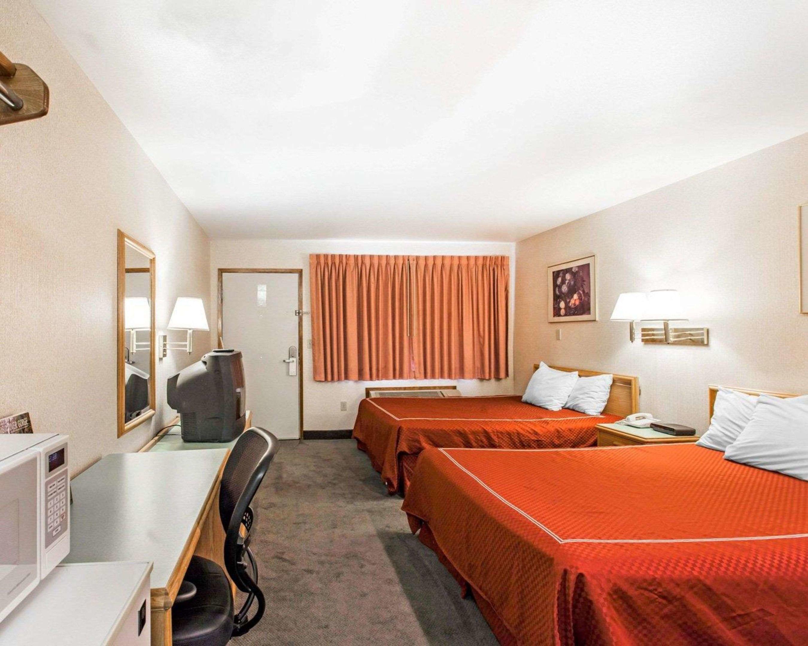 Rodeway Inn Stevenson — photo 5