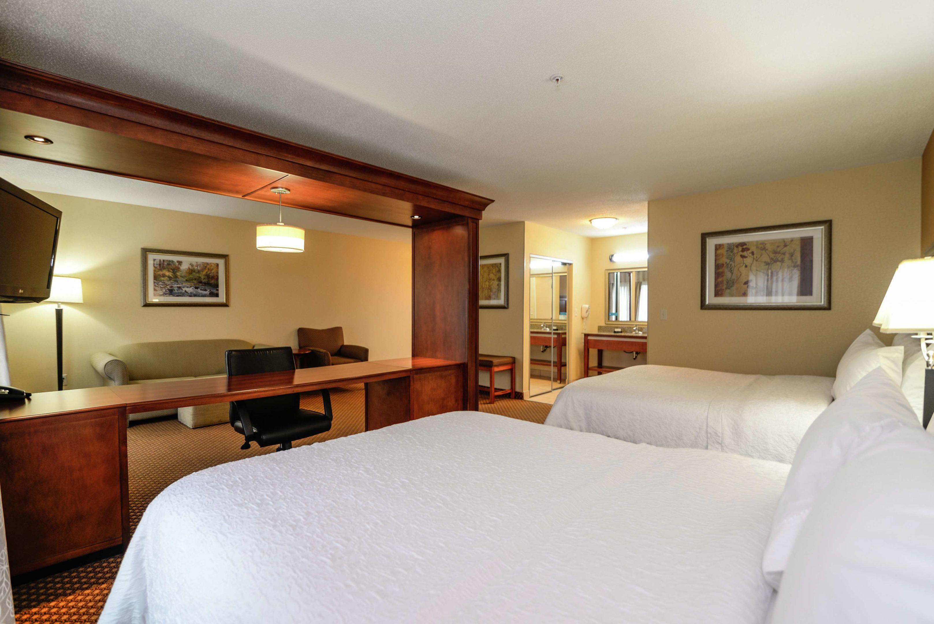 Hampton Inn & Suites Detroit/Chesterfield — photo 5