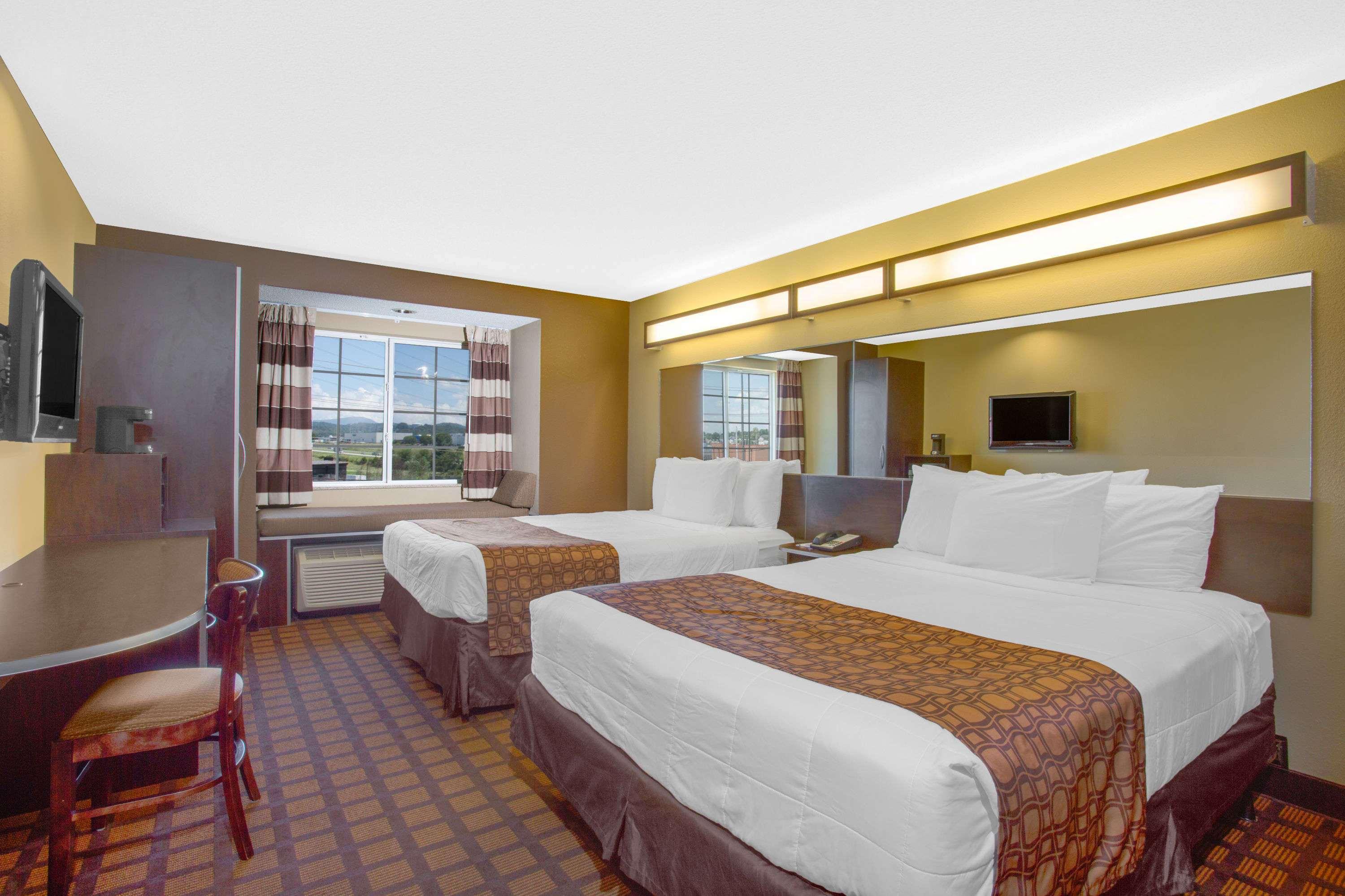 Microtel Inn & Suites Harrisonburg — photo 5