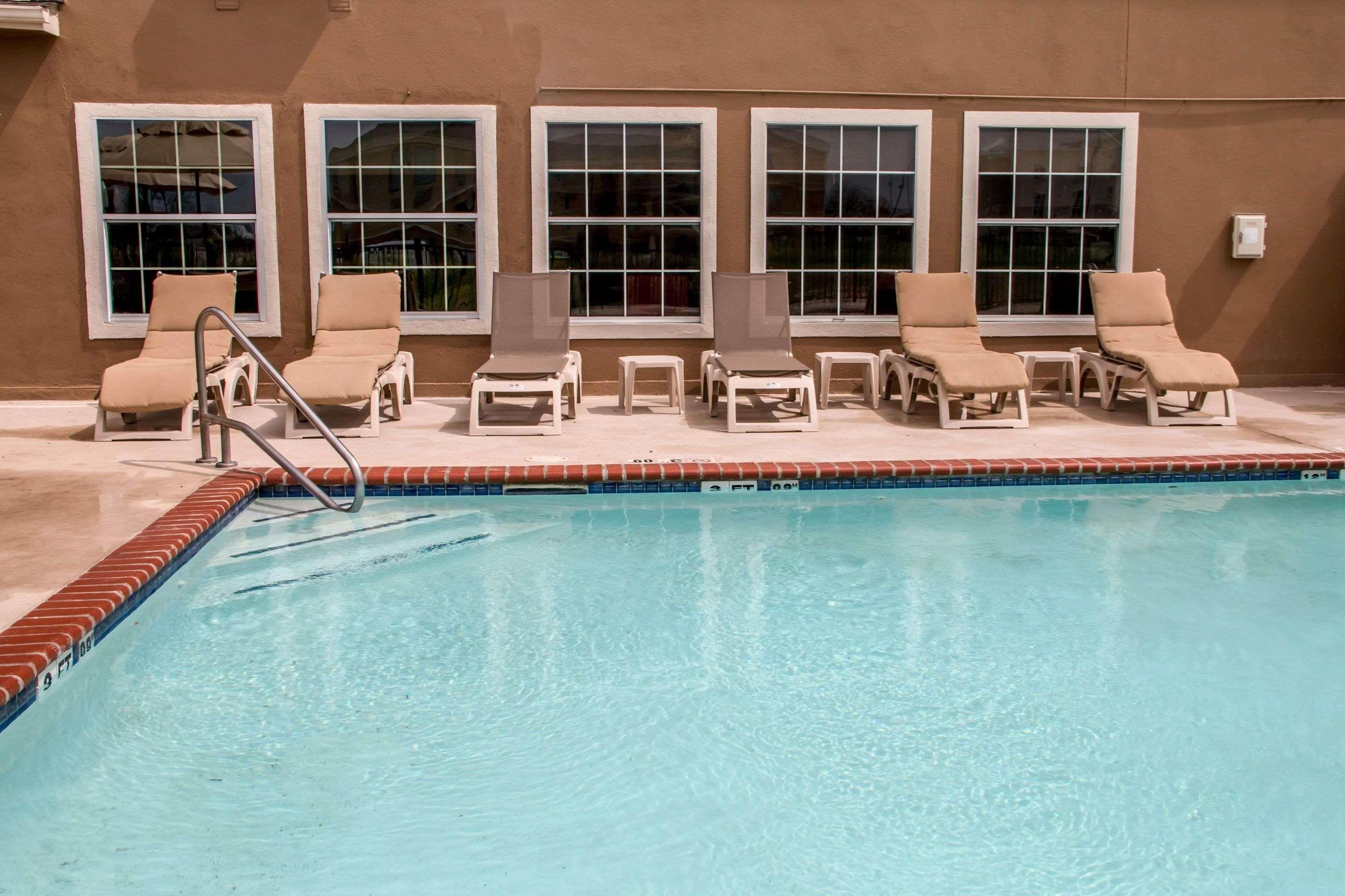 Comfort Suites New Braunfels — photo 4