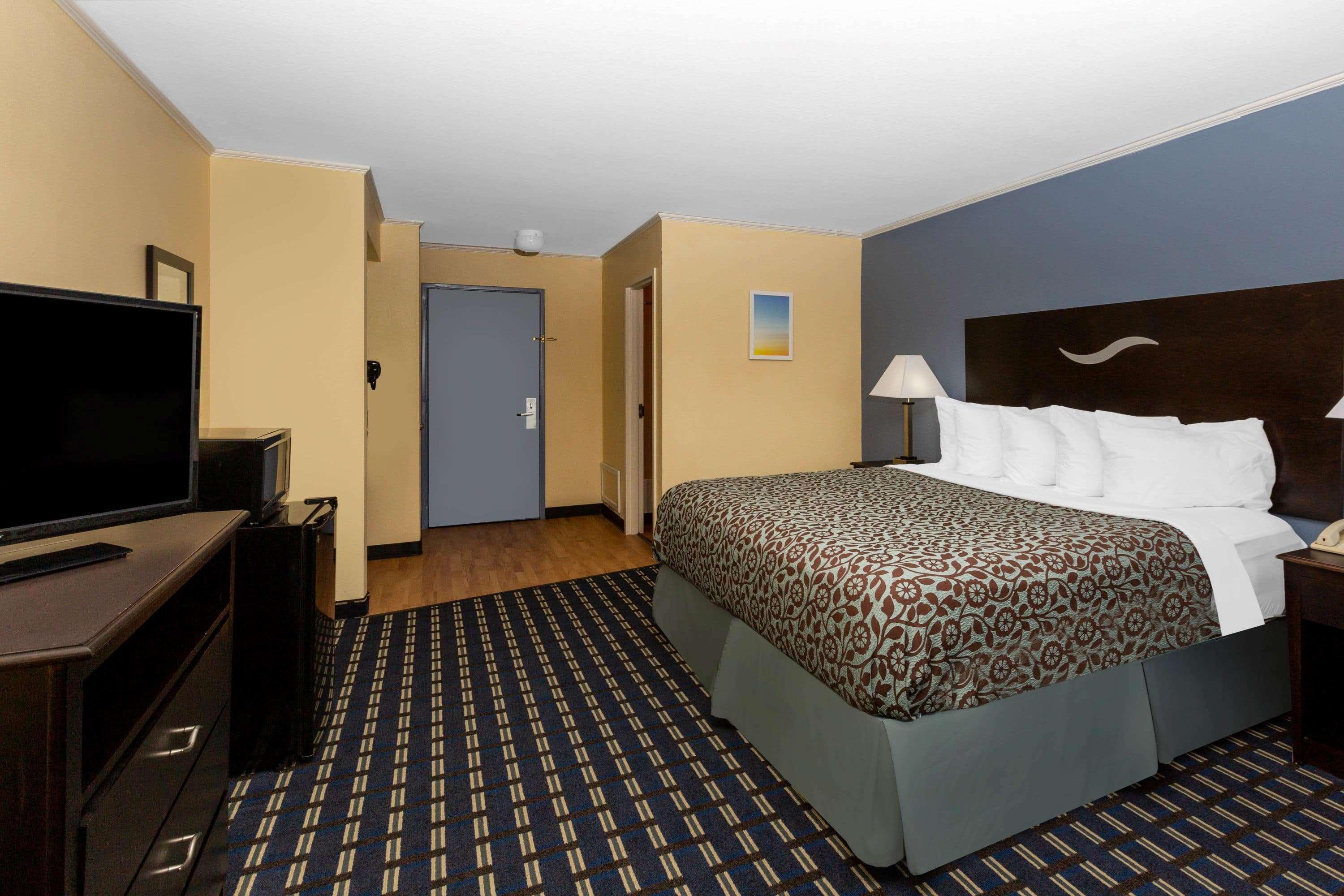 Days Inn by Wyndham Chillicothe — photo 5
