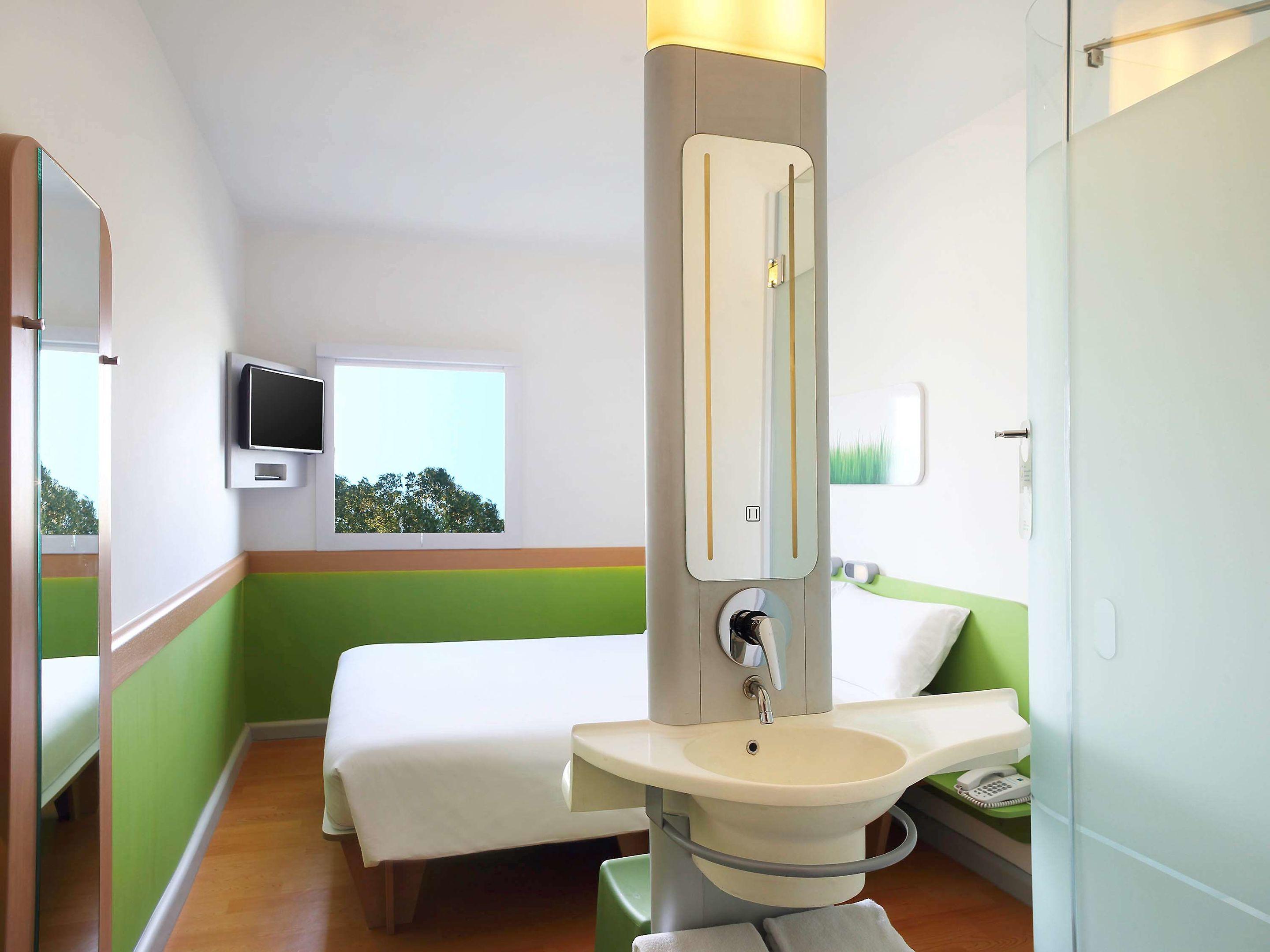 ibis budget Surabaya Airport — photo 5