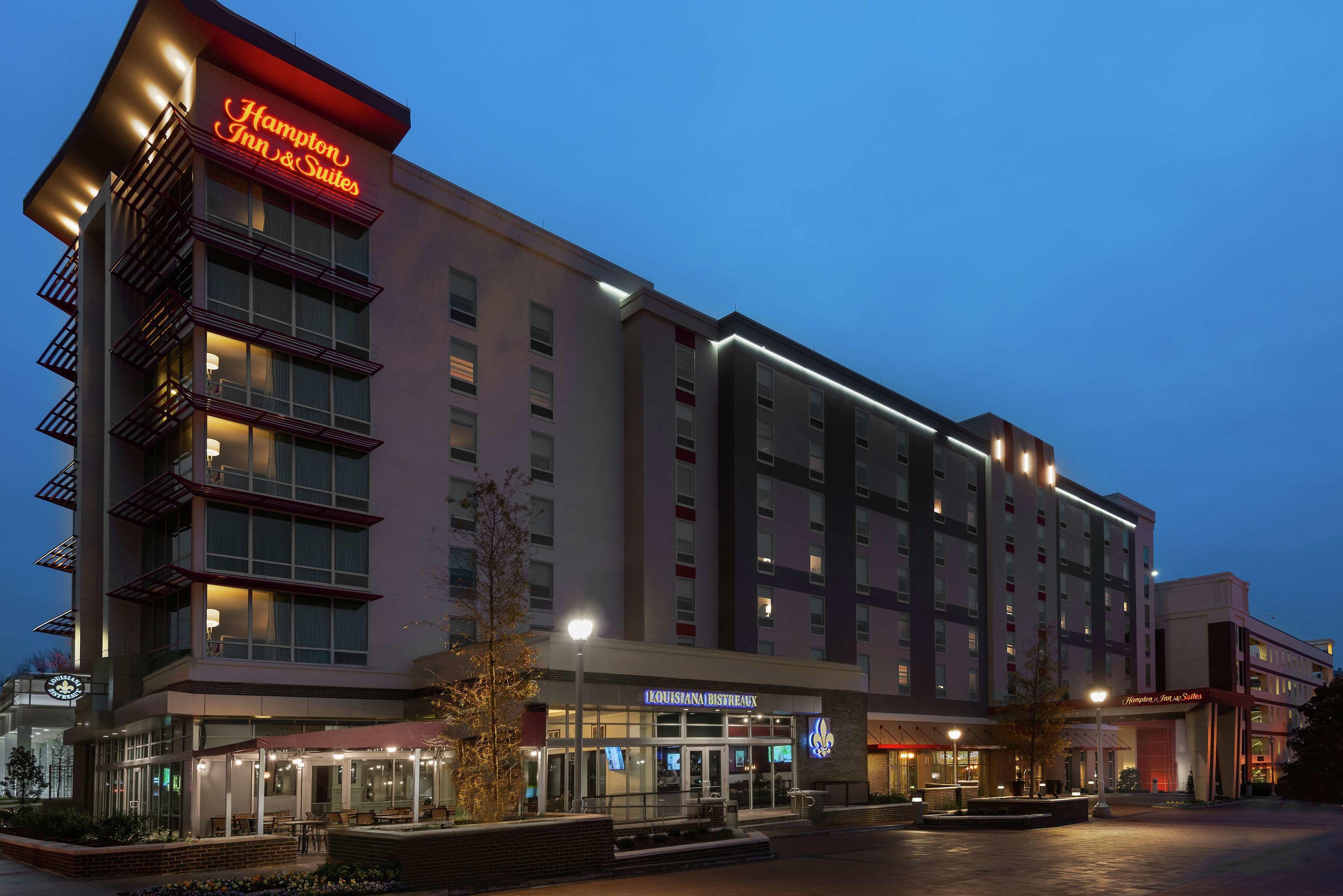 Hampton Inn & Suites Atlanta Buckhead Place — photo 4