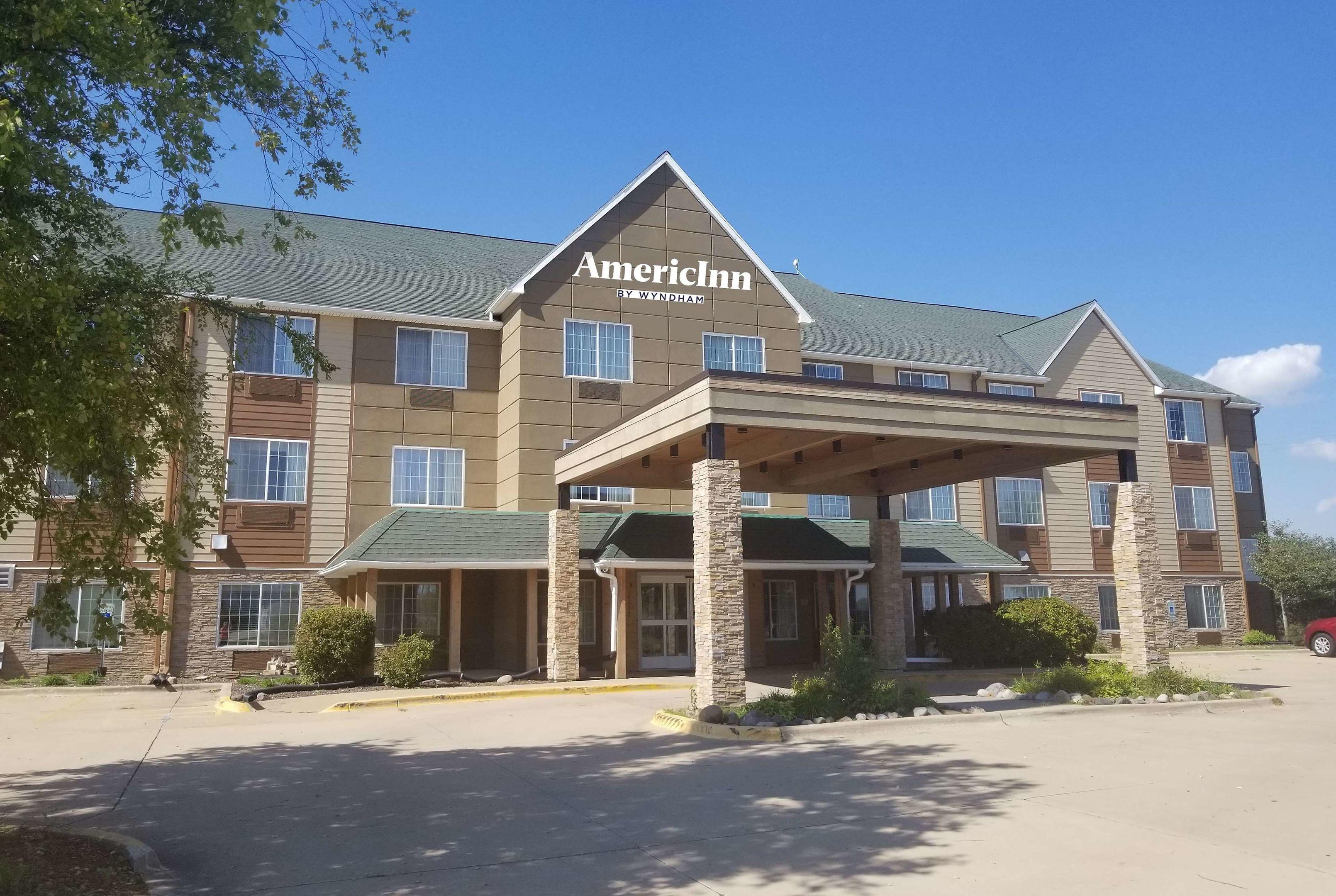 Country Inn & Suites by Radisson, Galesburg, IL