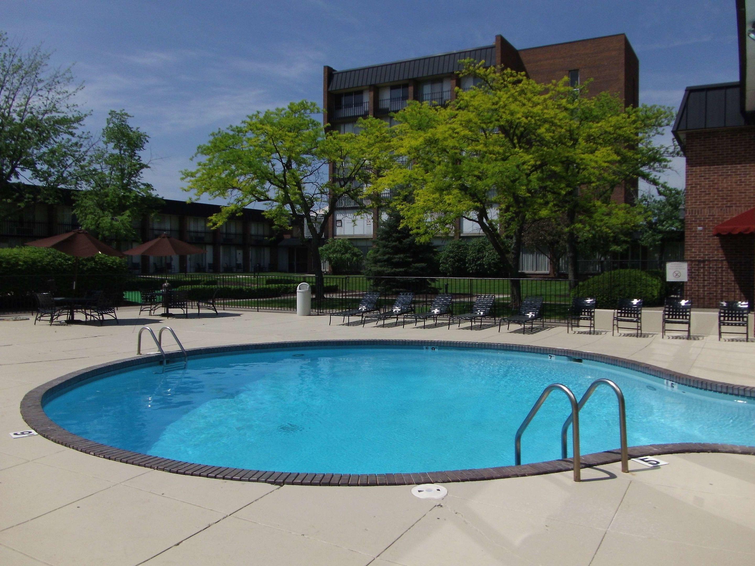 Ramada Plaza Fort Wayne Hotel and Conference Center — photo 4