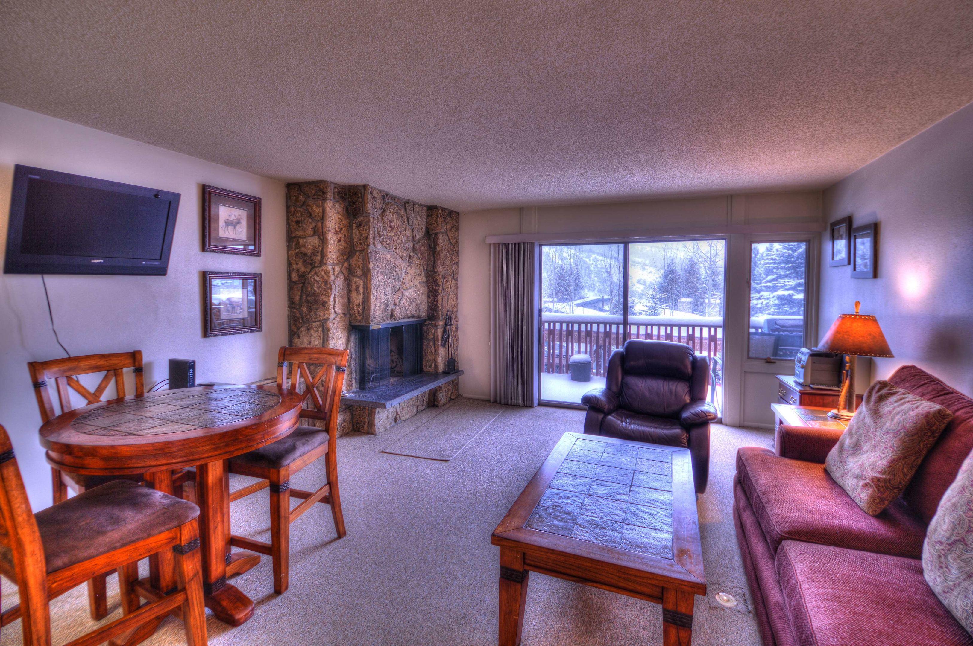 Lichenhearth Condominiums — photo 3