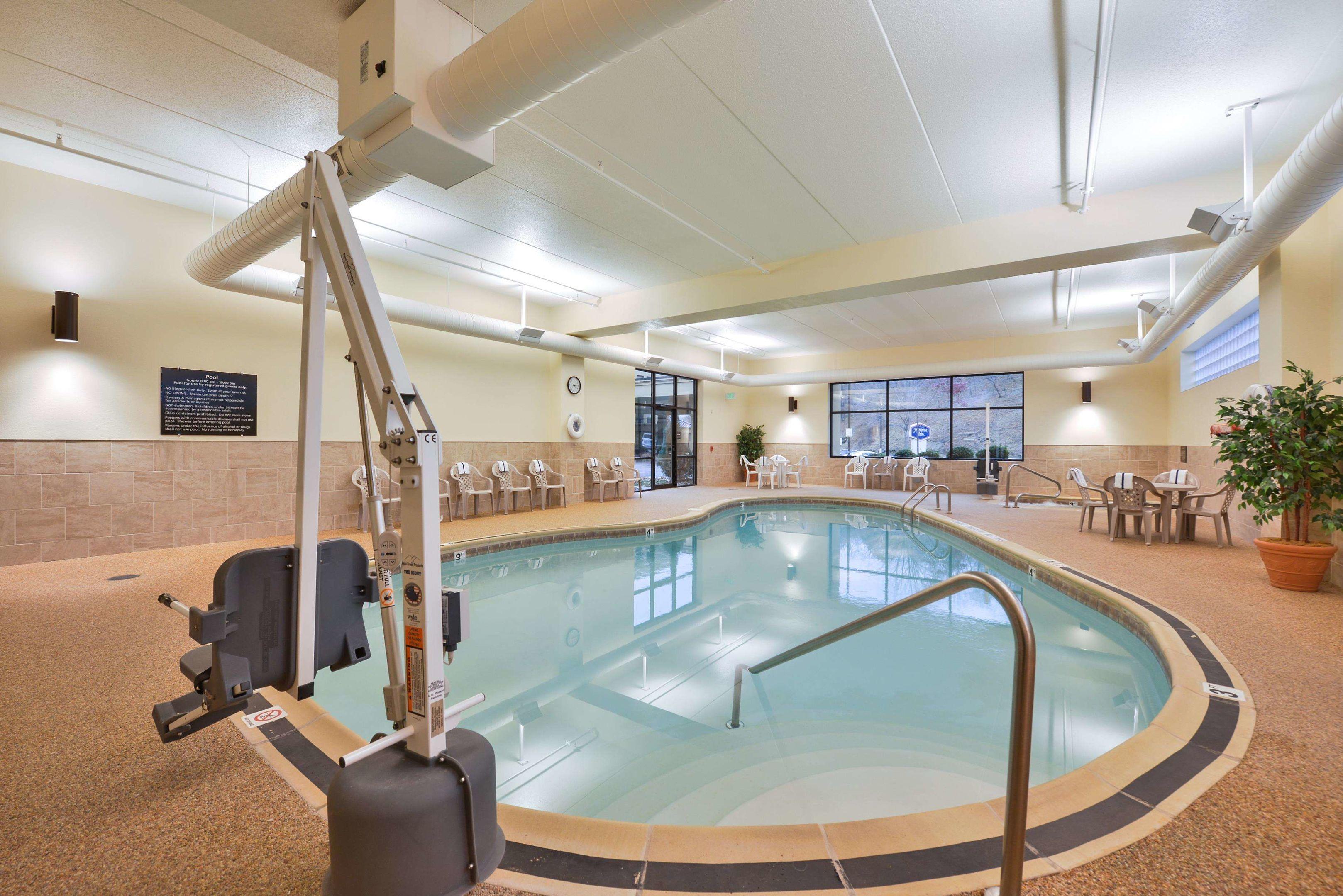 Hampton Inn Pittsburgh-Mcknight Rd. — photo 4