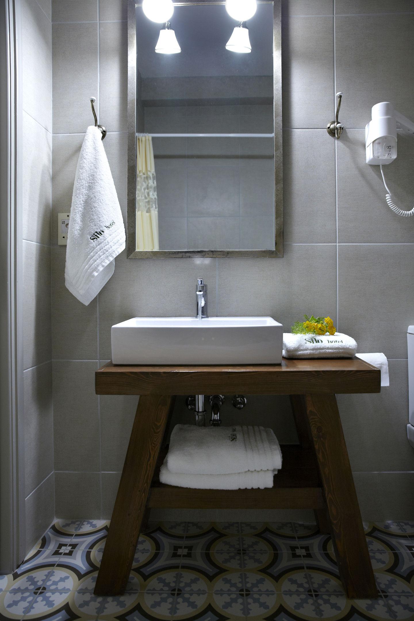 Thalassa — photo 3