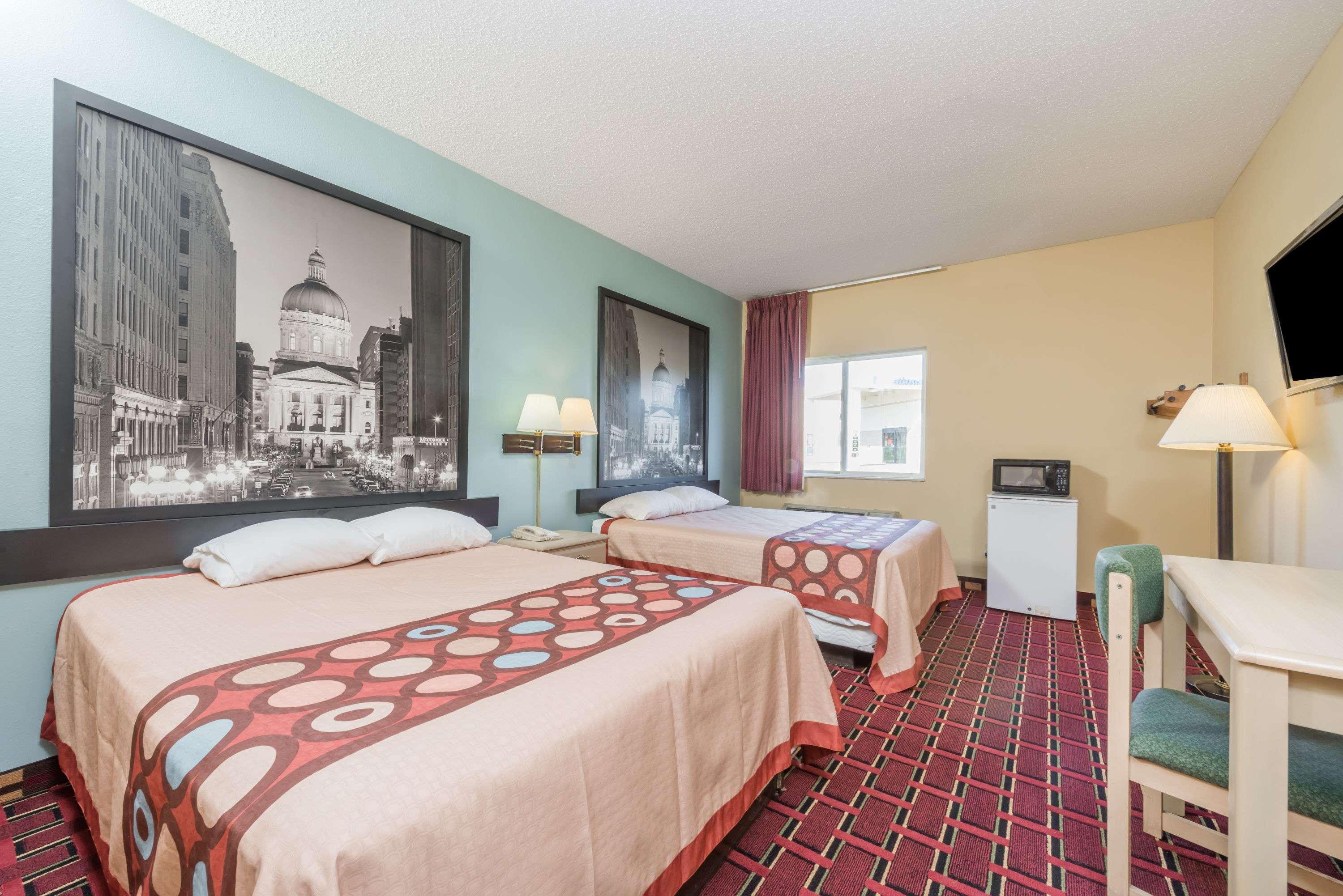 Super 8 by Wyndham Martinsville — photo 4