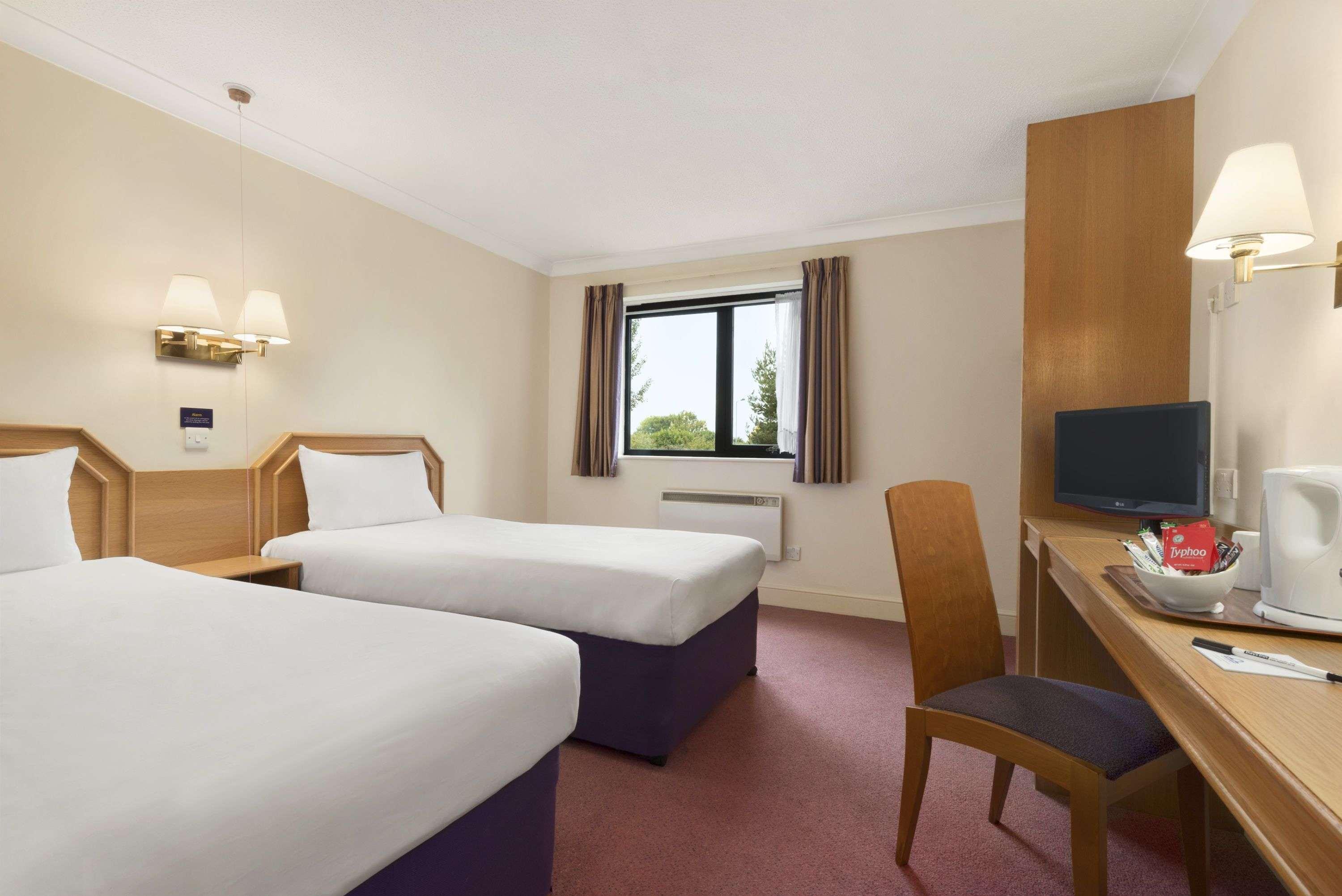 Days Inn Stafford — photo 3
