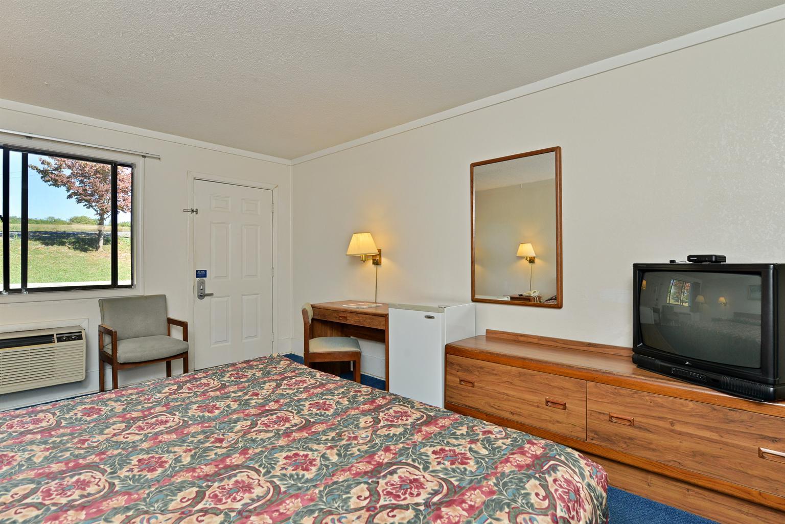 Americas Best Value Inn Kodak Sevierville — photo 5
