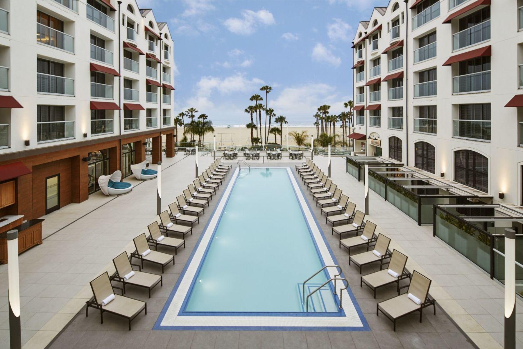 Loews Santa Monica Beach Hotel — photo 3