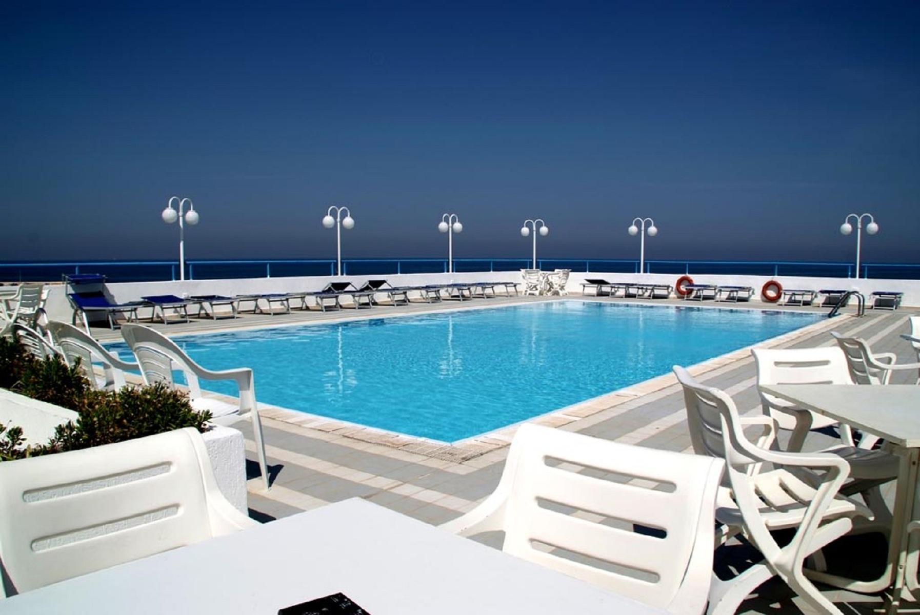 Eden Beach Club — photo 4