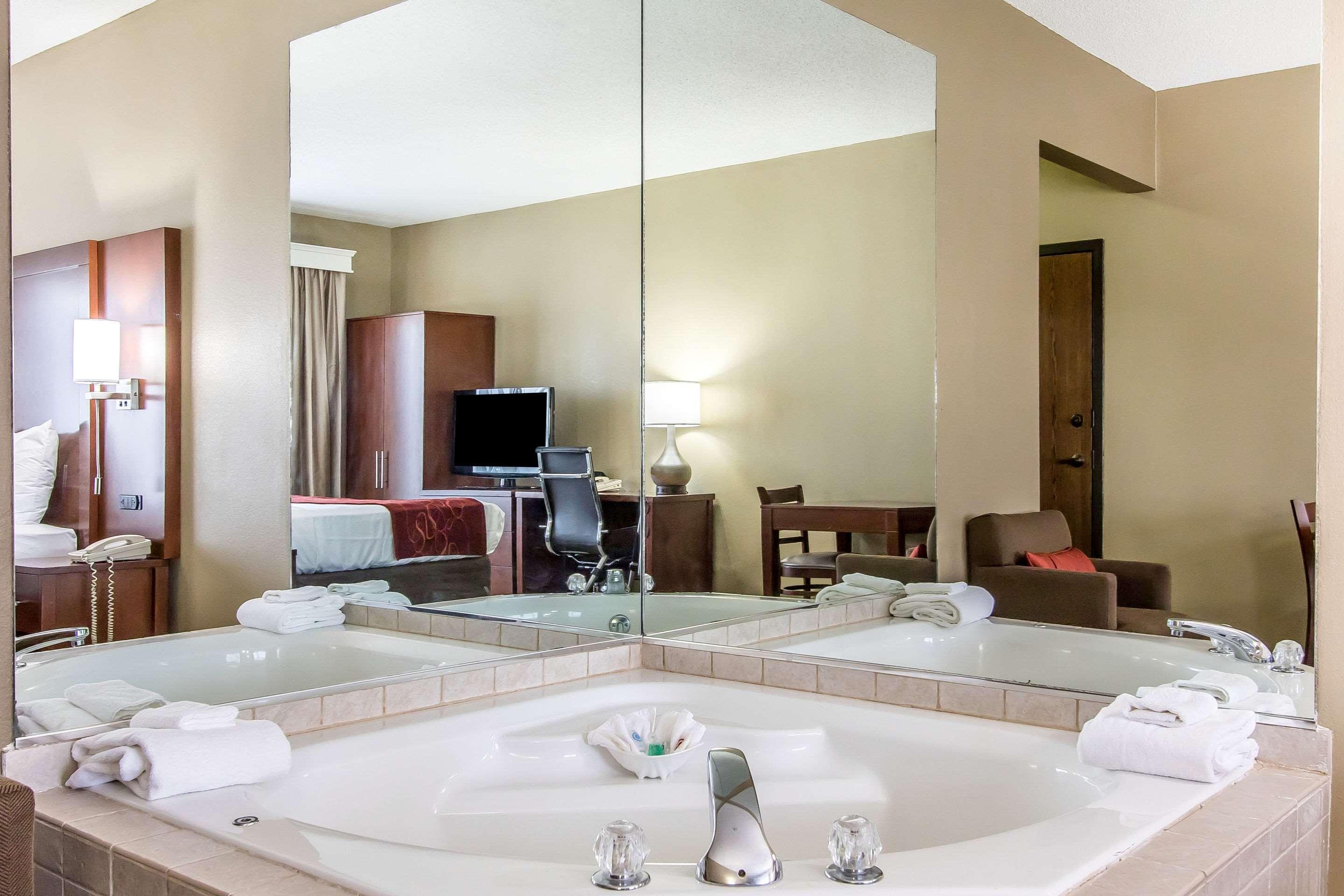 Comfort Suites Effingham — photo 5